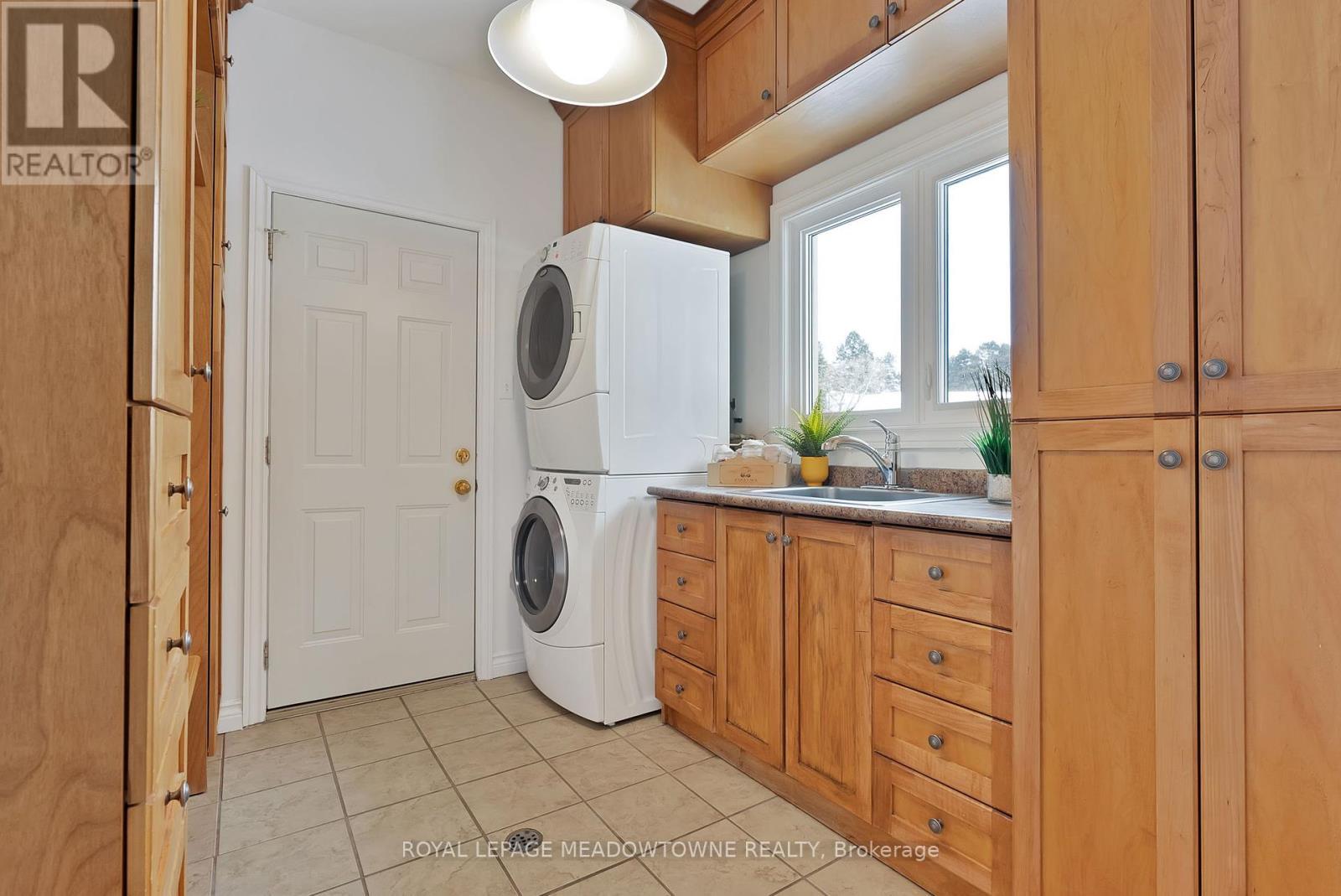 












19 STEELE HOME COURT

,
Caledon,




Ontario
L7E0B1

