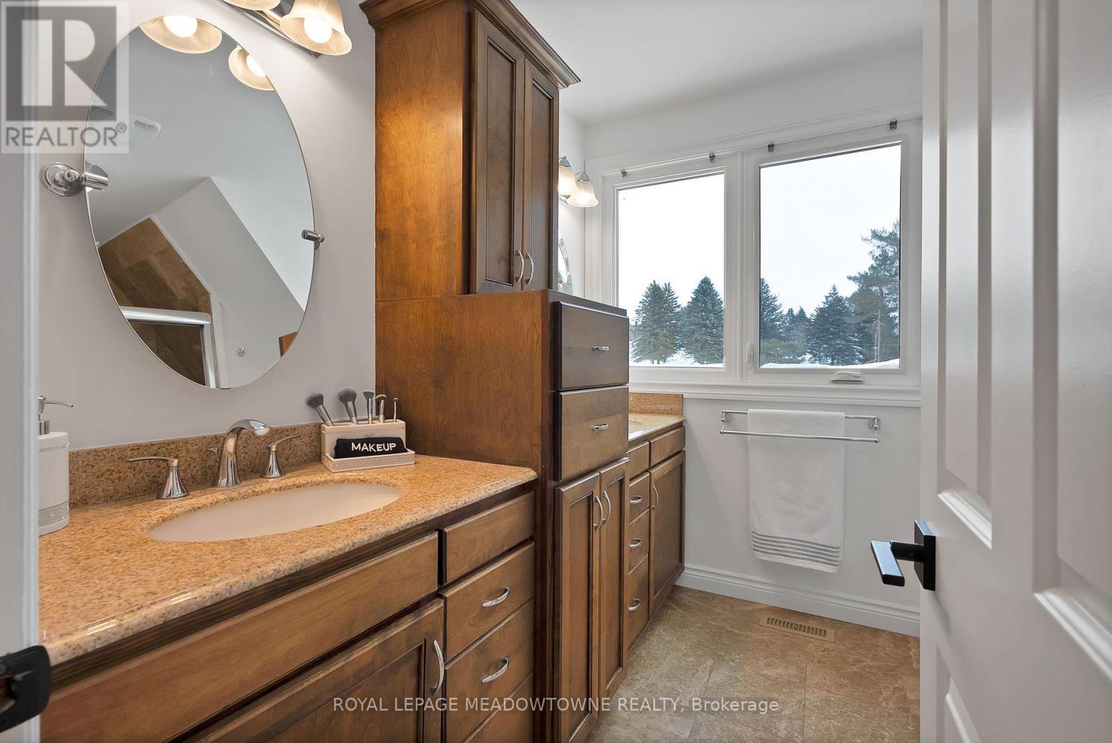 












19 STEELE HOME COURT

,
Caledon,




Ontario
L7E0B1

