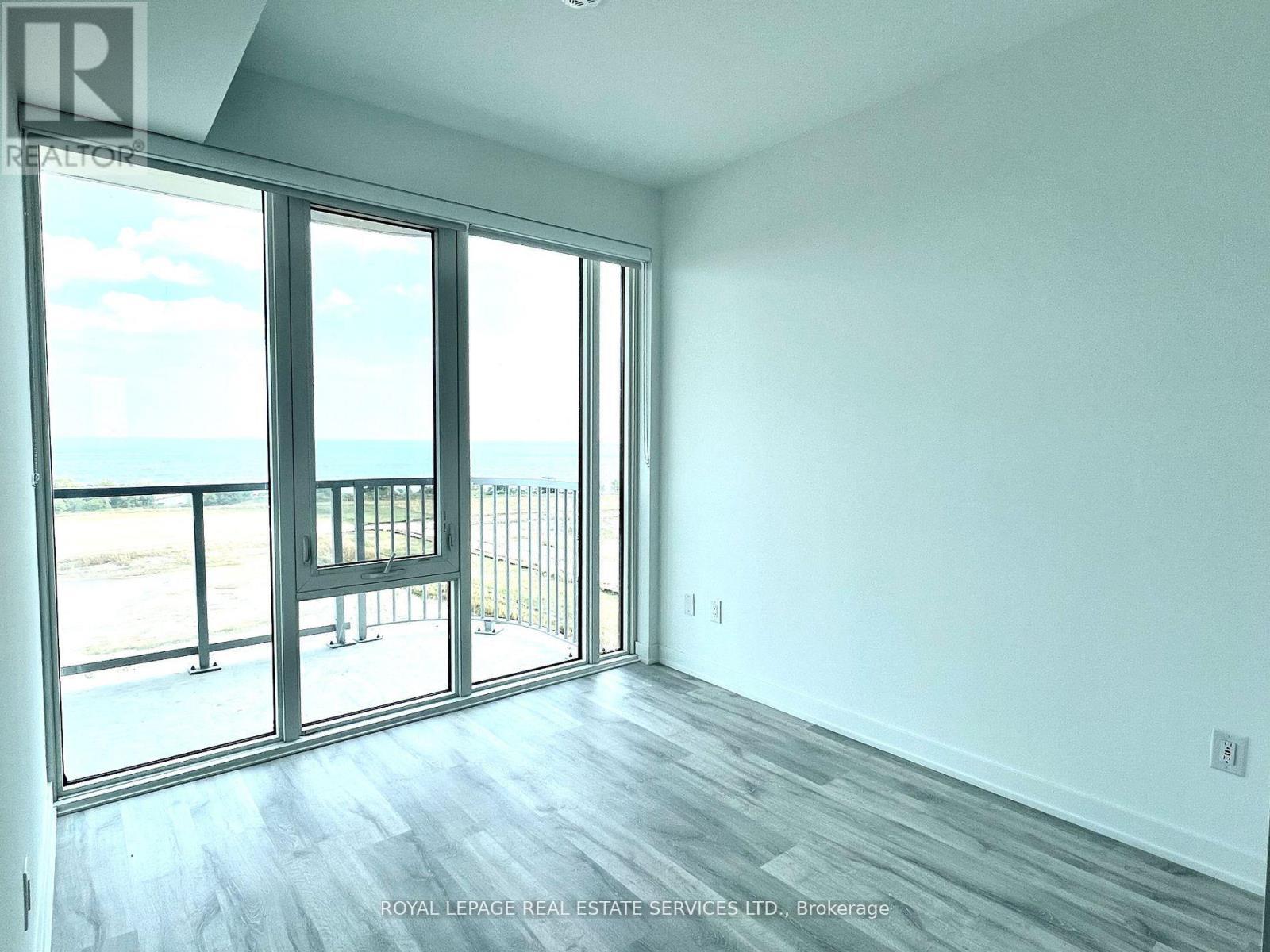 












1206 - 220 MISSINNIHE WAY

,
Mississauga,




Ontario
L5H0A9

