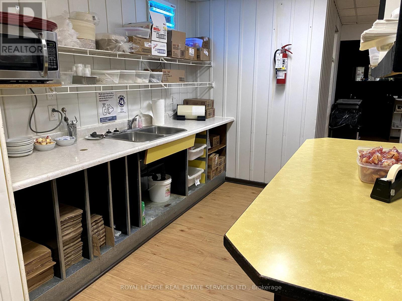 












169 FRONT STREET

,
West Nipissing,




Ontario
P2B2H9


