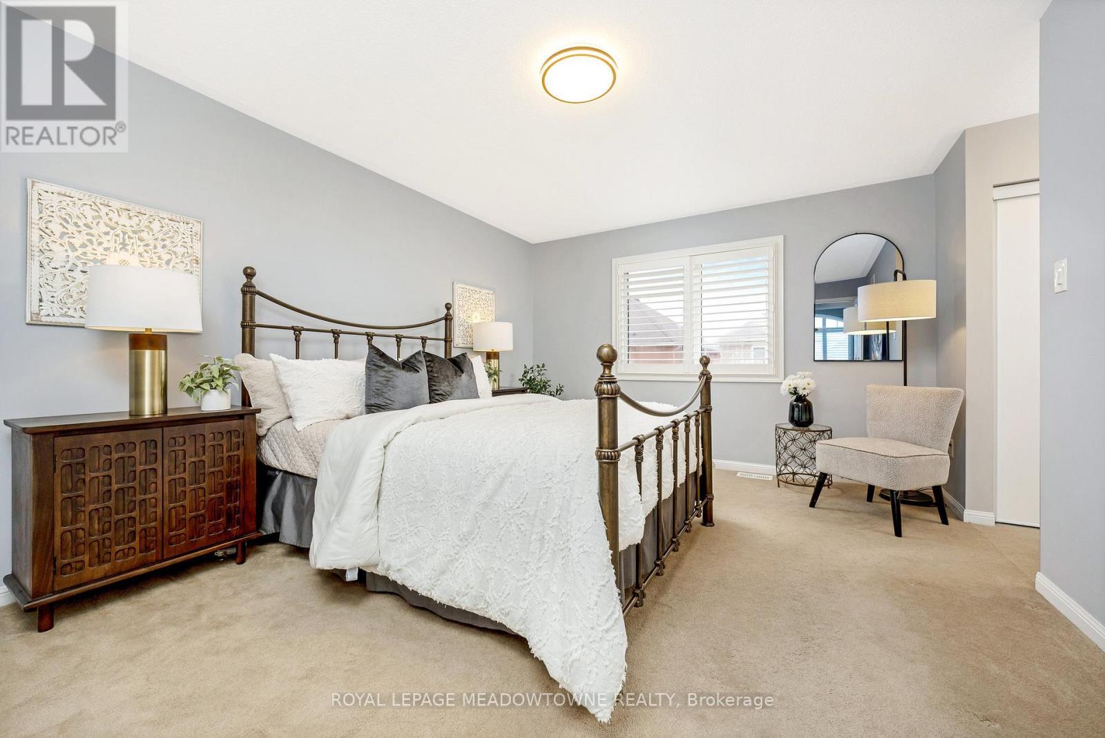 












428 DYMOTT AVENUE

,
Milton,




Ontario
L9T7V1

