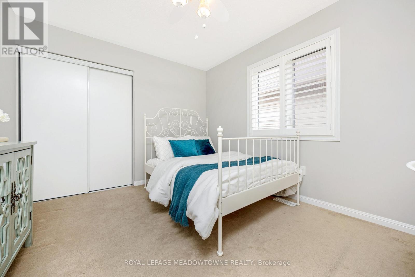 












428 DYMOTT AVENUE

,
Milton,




Ontario
L9T7V1

