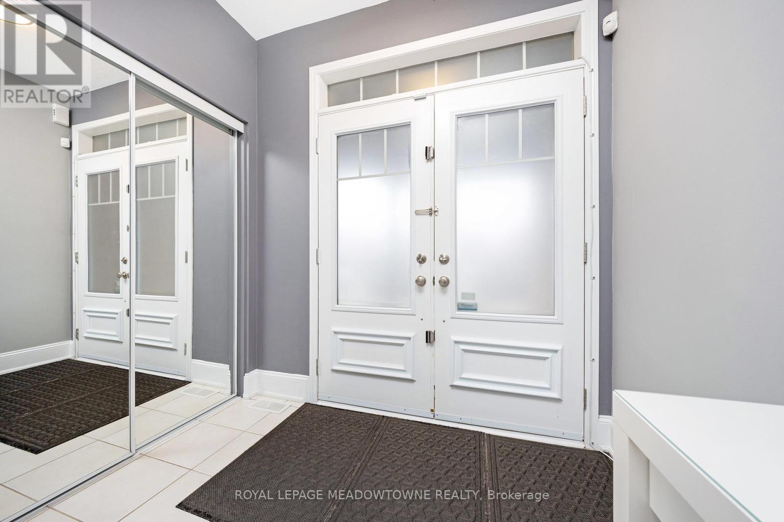 












428 DYMOTT AVENUE

,
Milton,




Ontario
L9T7V1

