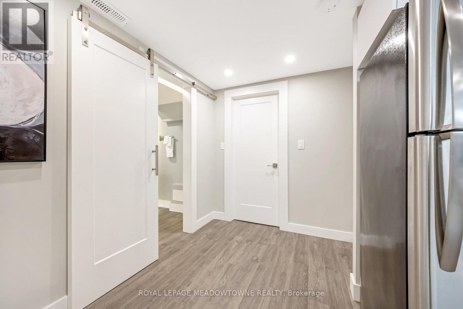 












428 DYMOTT AVENUE

,
Milton,




Ontario
L9T7V1

