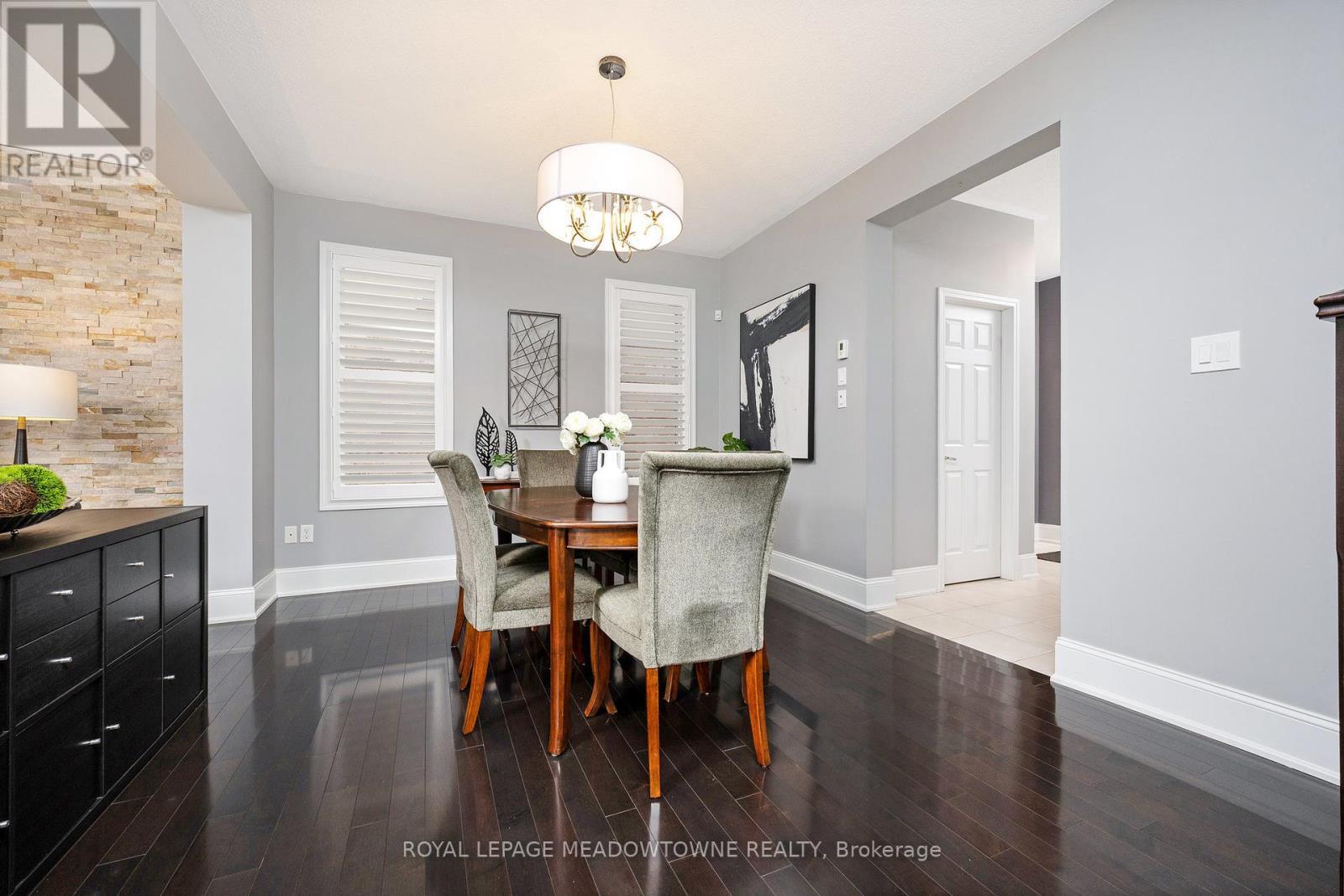 












428 DYMOTT AVENUE

,
Milton,




Ontario
L9T7V1

