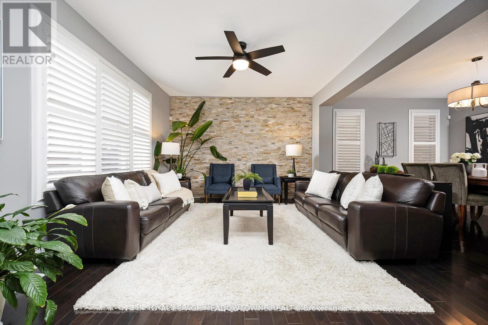 












428 DYMOTT AVENUE

,
Milton,




Ontario
L9T7V1

