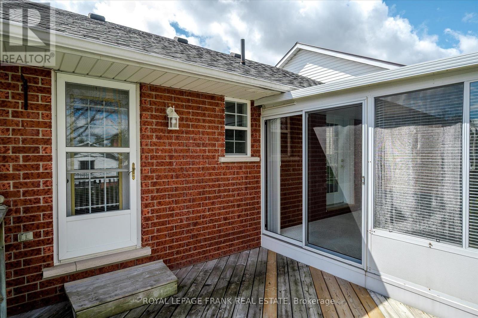 












1606 RAMBLEWOOD DRIVE

,
Peterborough West (South),




Ontario
K9K2C5

