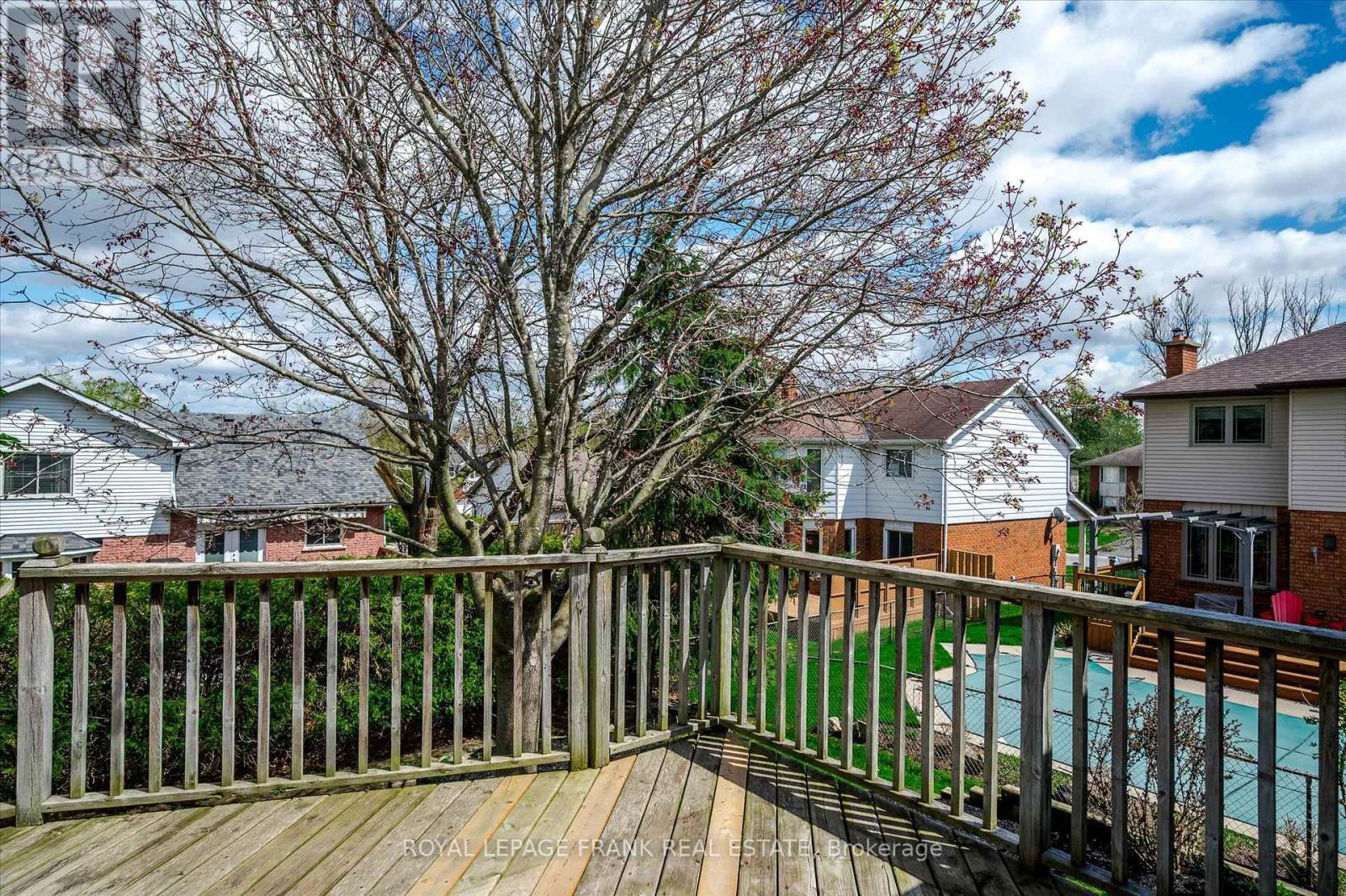 












1606 RAMBLEWOOD DRIVE

,
Peterborough West (South),




Ontario
K9K2C5

