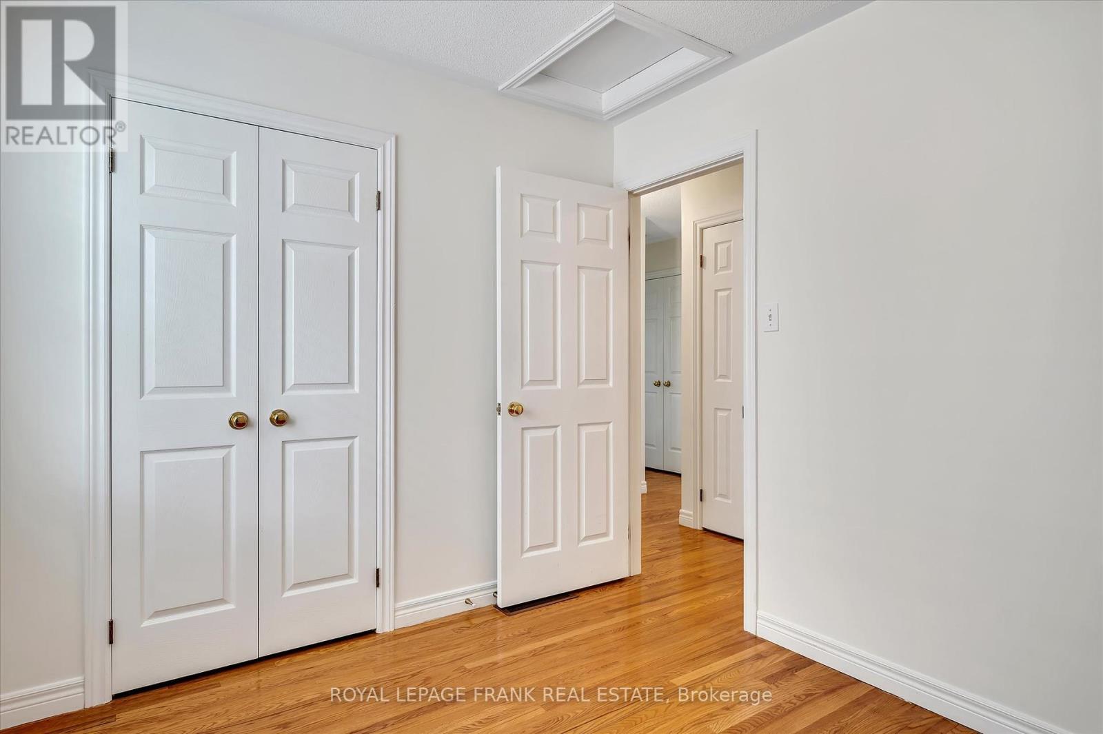 












1606 RAMBLEWOOD DRIVE

,
Peterborough West (South),




Ontario
K9K2C5


