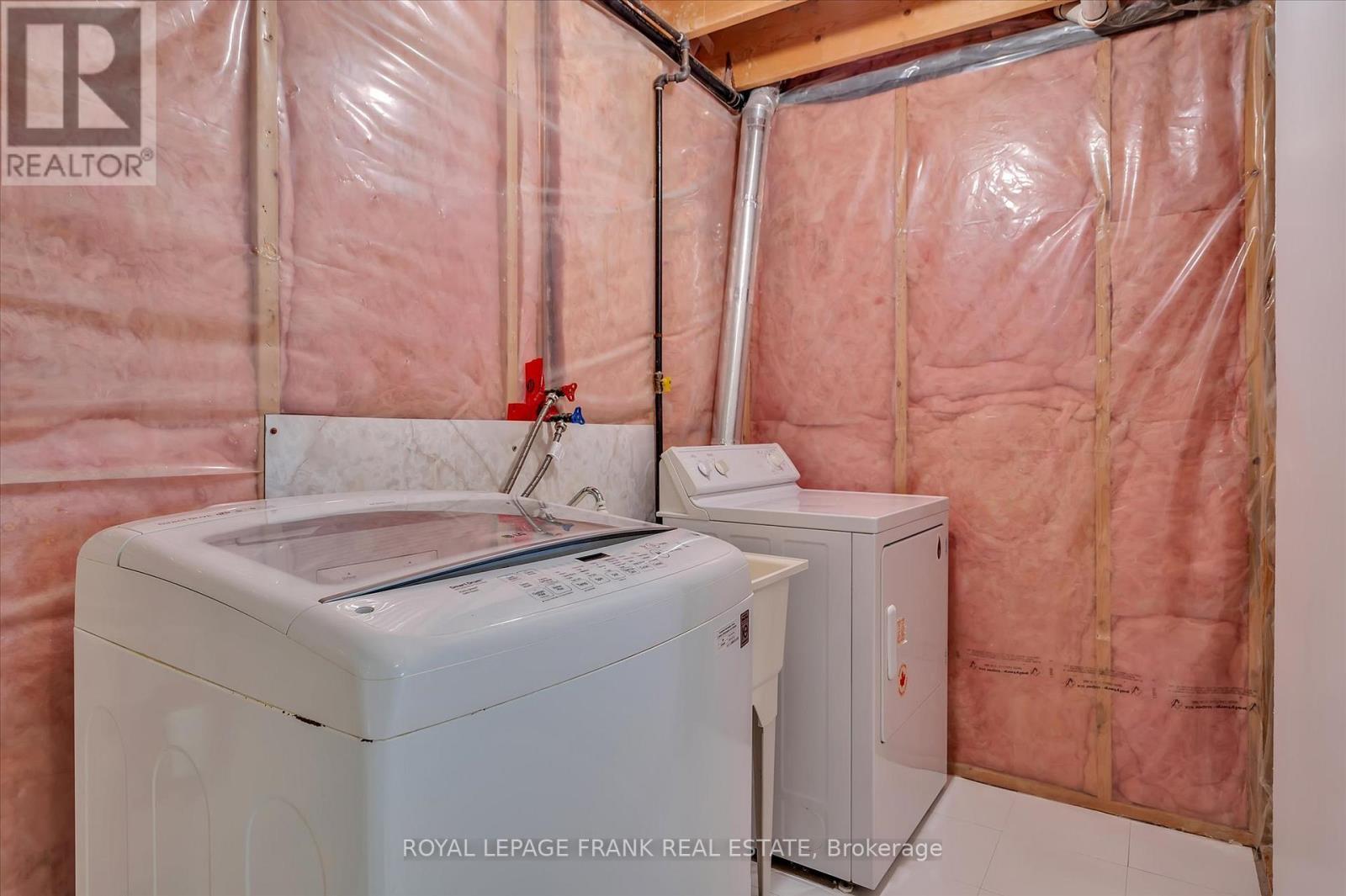 












1606 RAMBLEWOOD DRIVE

,
Peterborough West (South),




Ontario
K9K2C5

