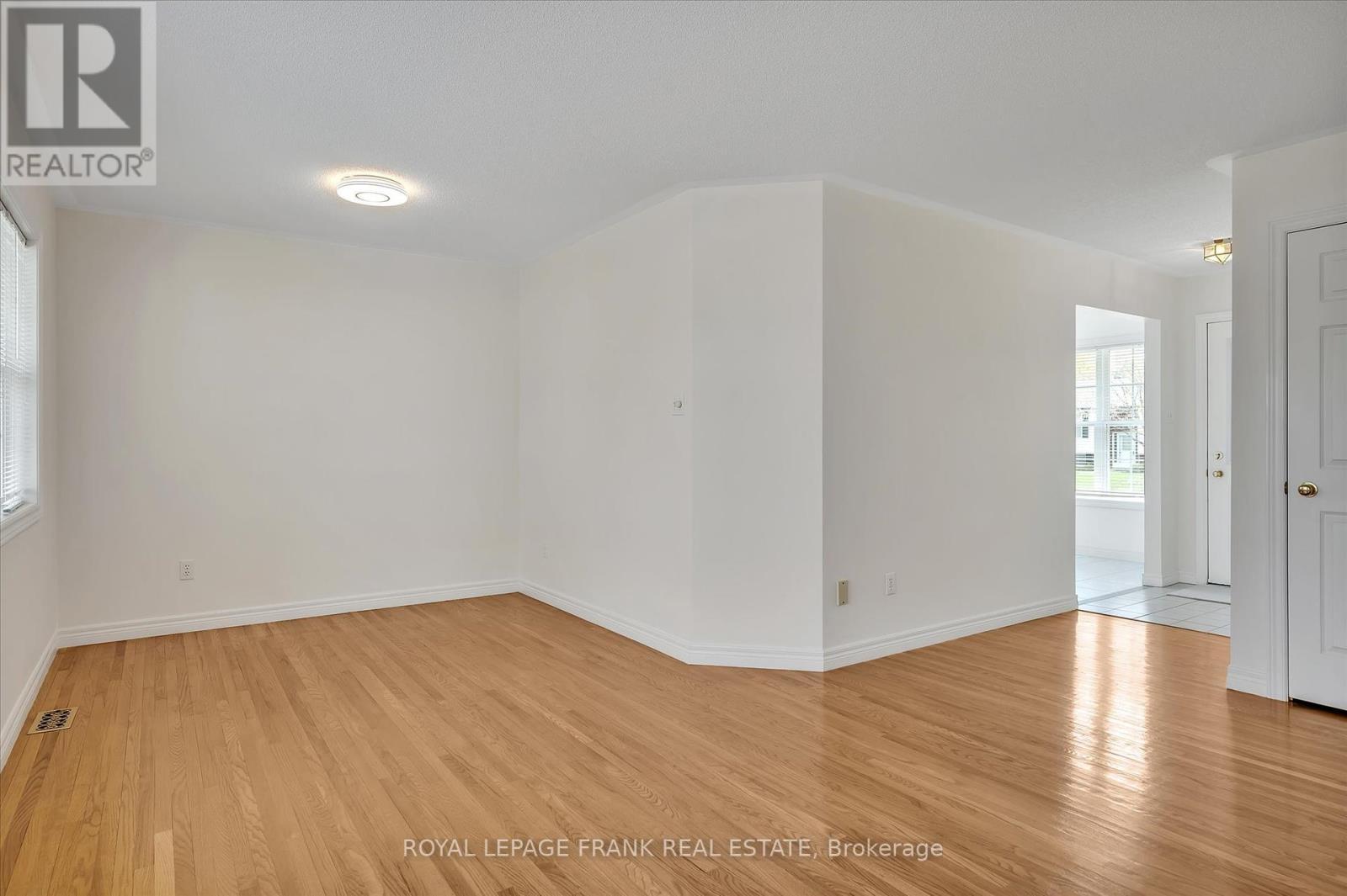 












1606 RAMBLEWOOD DRIVE

,
Peterborough West (South),




Ontario
K9K2C5


