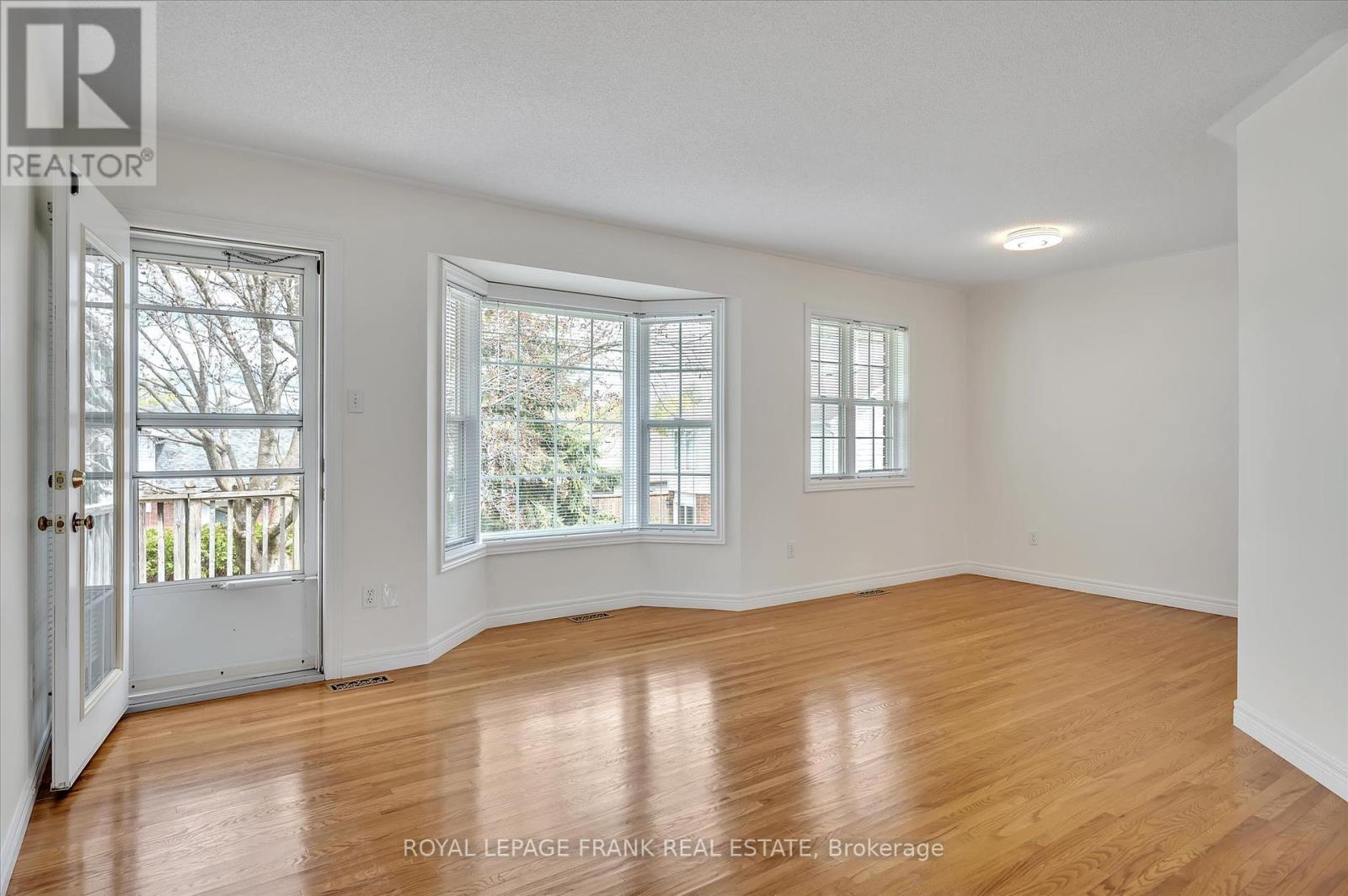 












1606 RAMBLEWOOD DRIVE

,
Peterborough West (South),




Ontario
K9K2C5

