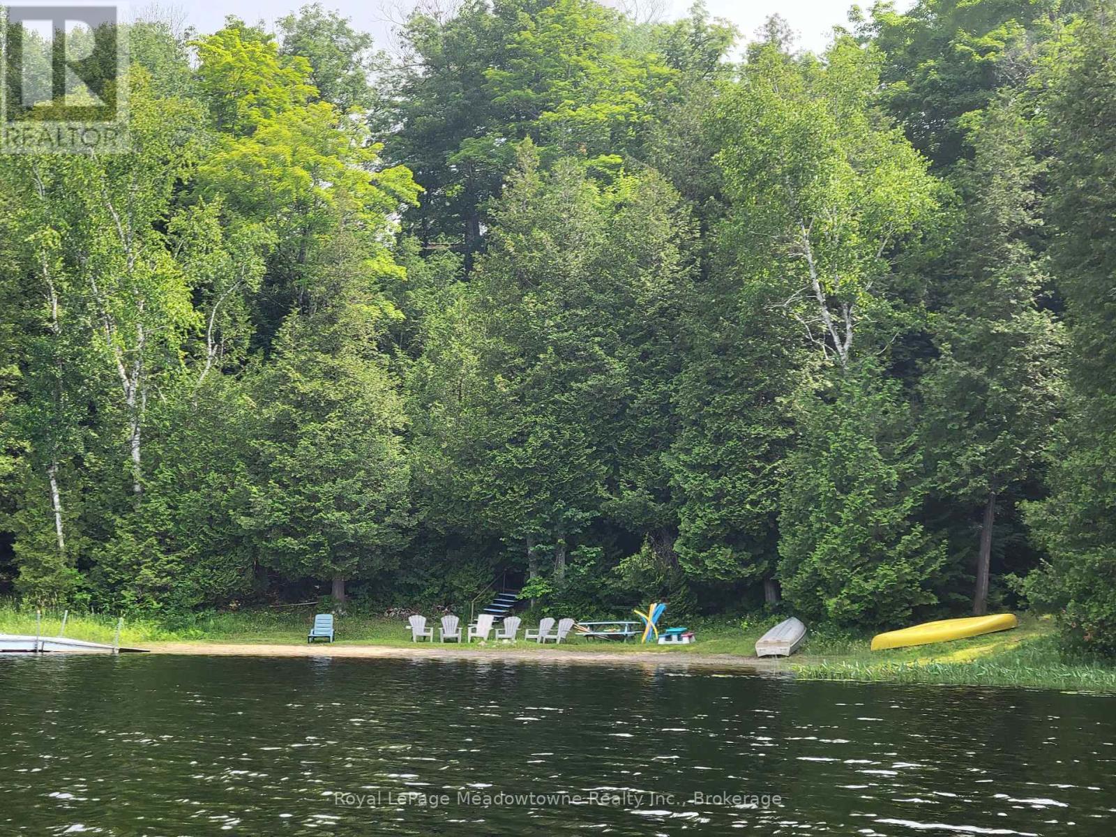 












28424 HIGHWAY 7 S

,
Central Frontenac (Frontenac Centre),




Ontario
K0H1B0

