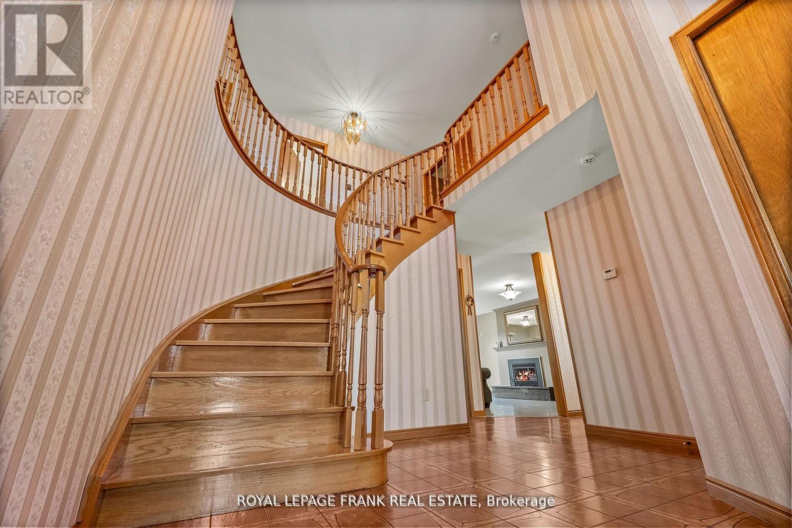 












1402 MANITOU DRIVE

,
Oshawa (Samac),




Ontario
L1G7P7

