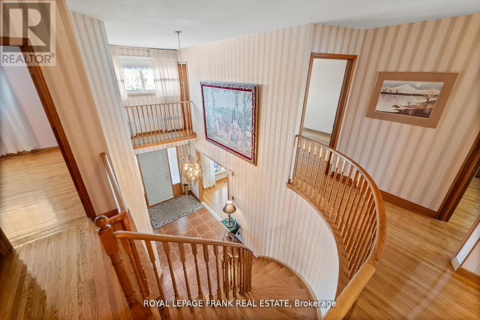 












1402 MANITOU DRIVE

,
Oshawa (Samac),




Ontario
L1G7P7

