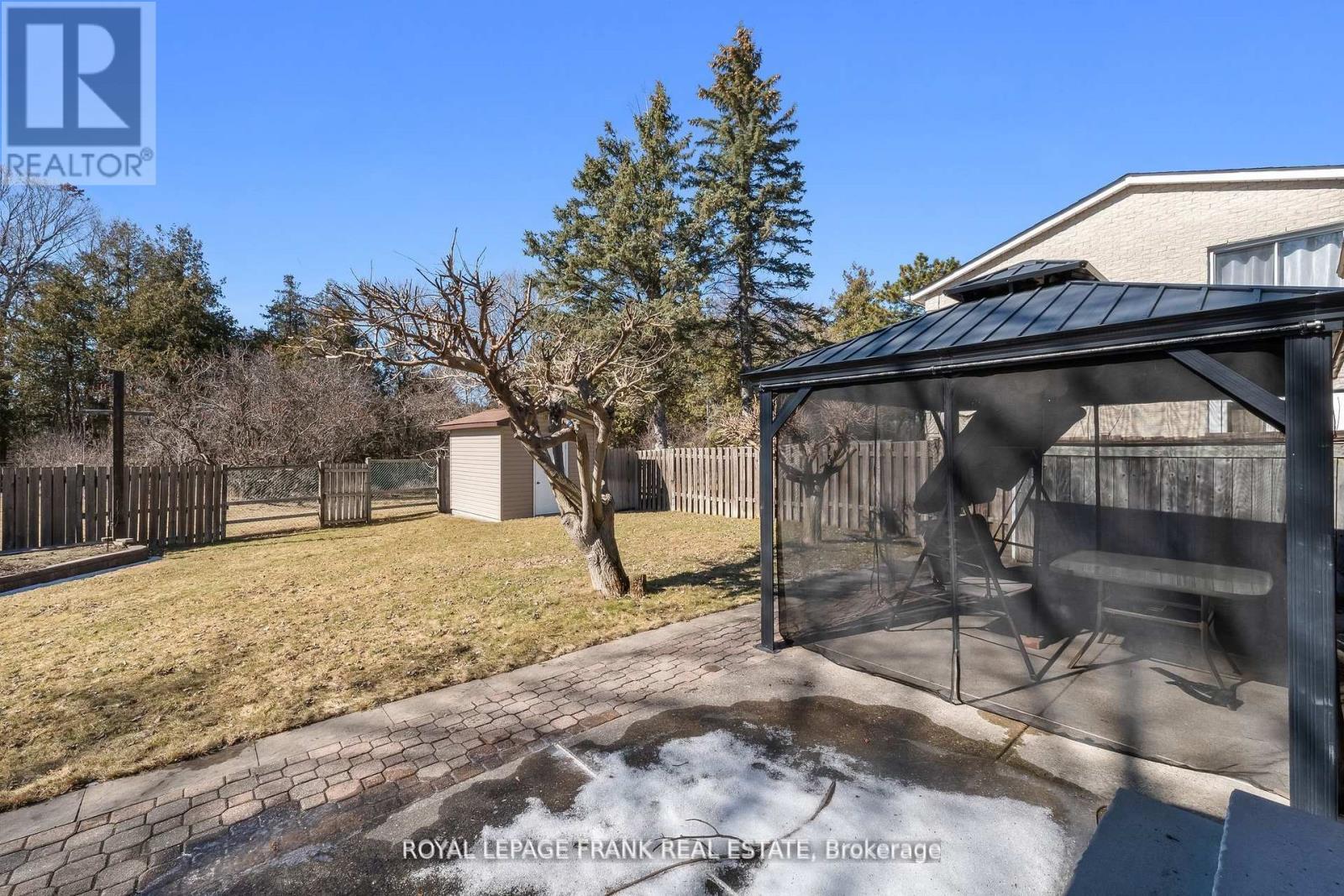 












1402 MANITOU DRIVE

,
Oshawa (Samac),




Ontario
L1G7P7

