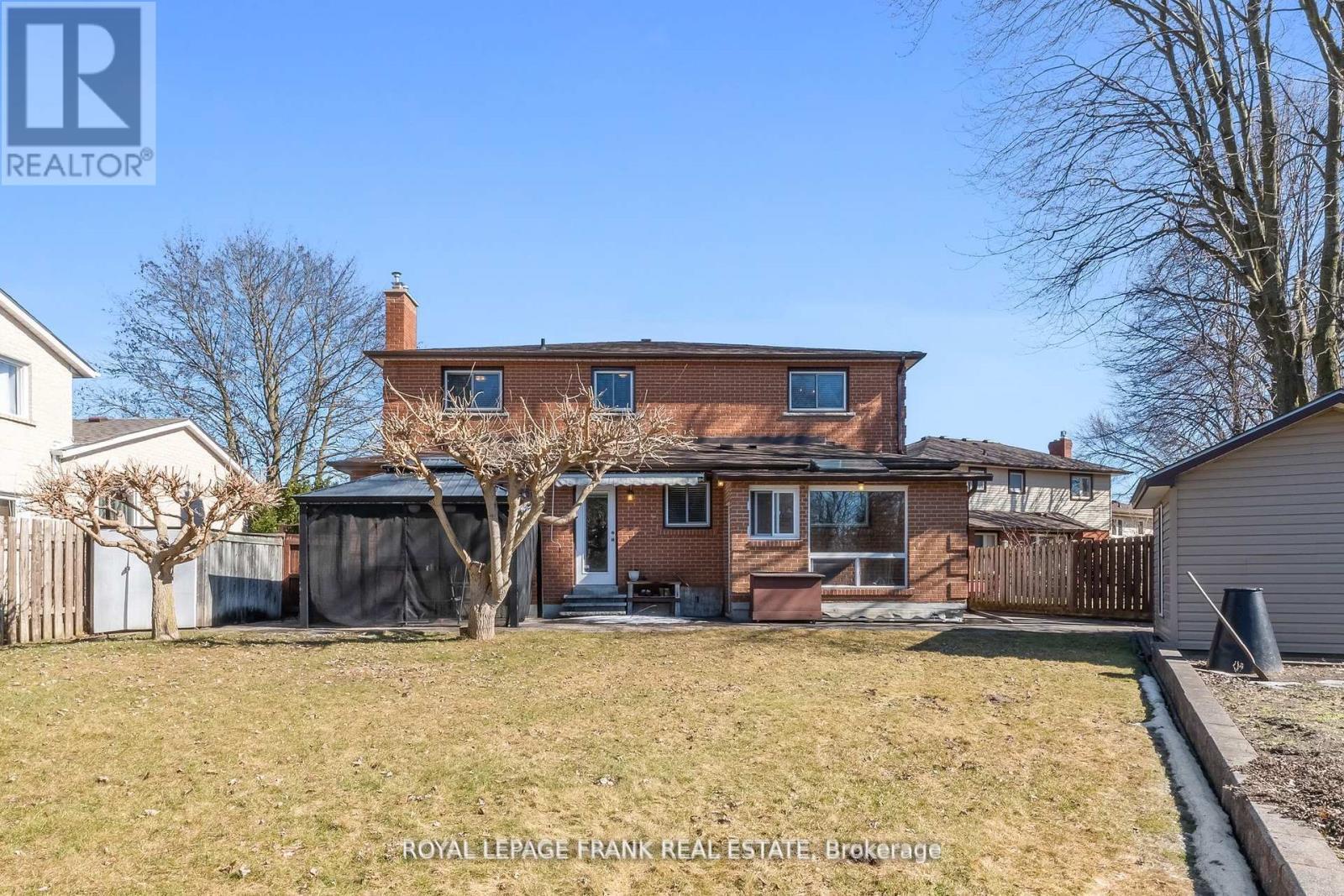 












1402 MANITOU DRIVE

,
Oshawa (Samac),




Ontario
L1G7P7

