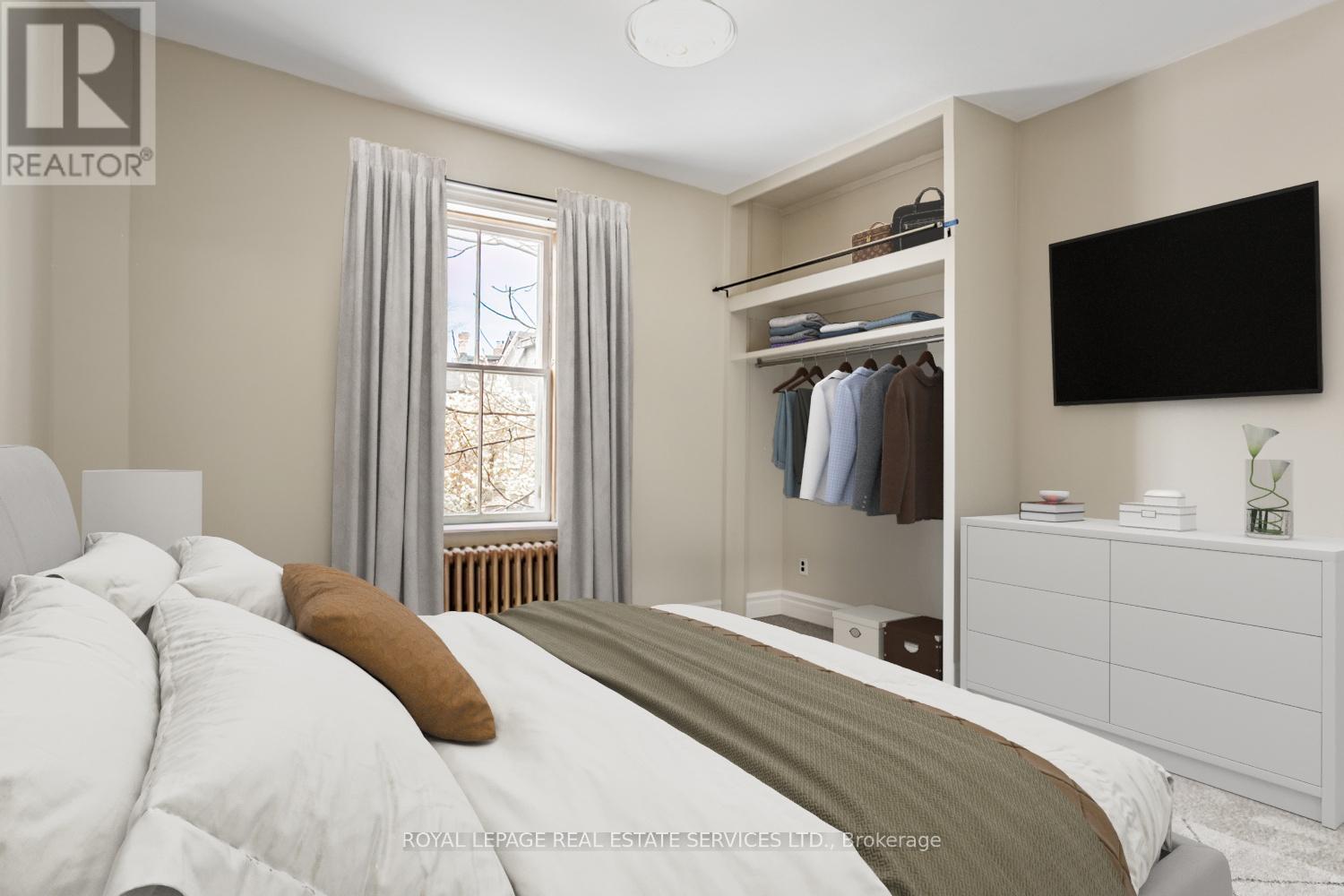 












62 LAKEVIEW AVENUE

,
Toronto,




Ontario
M6J3B3

