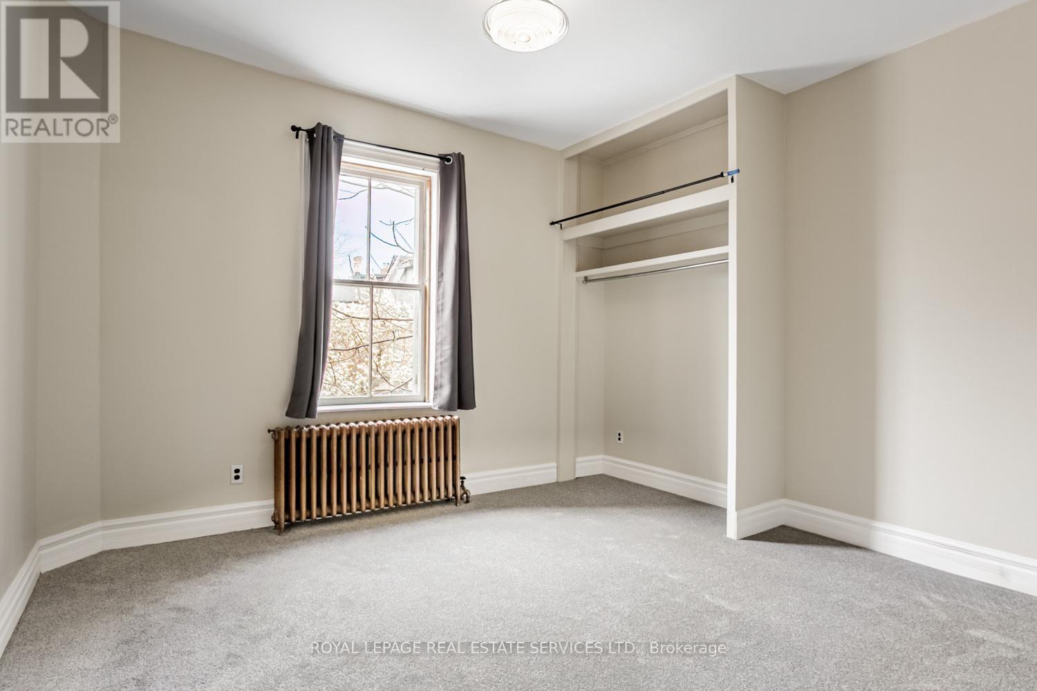 












62 LAKEVIEW AVENUE

,
Toronto,




Ontario
M6J3B3

