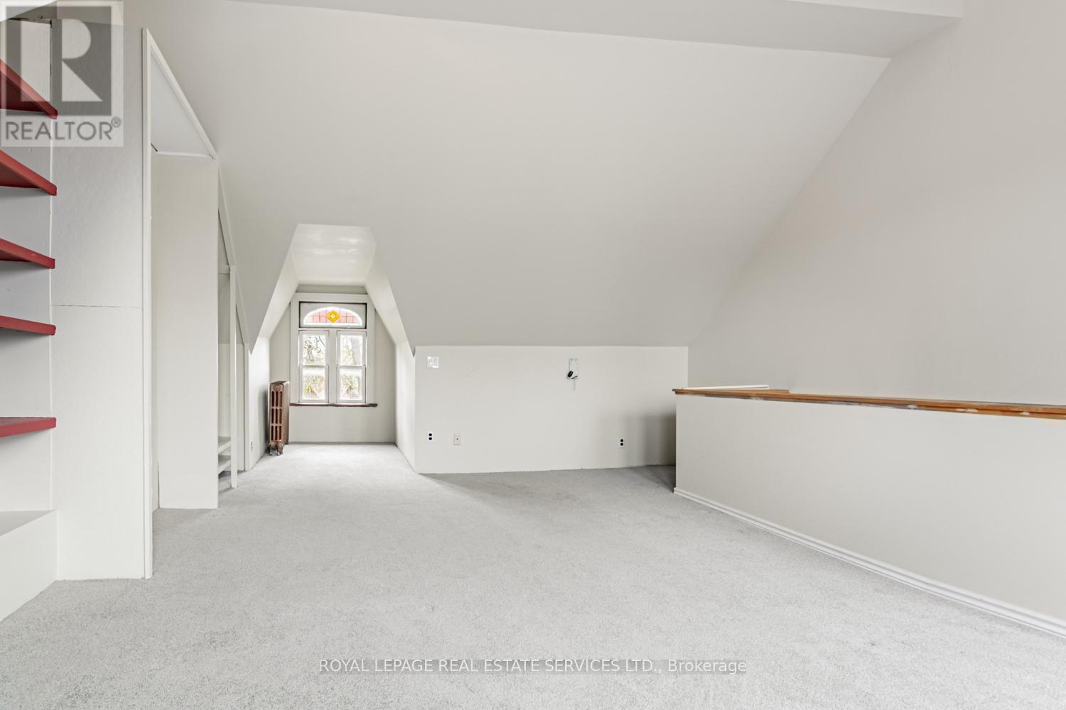 












62 LAKEVIEW AVENUE

,
Toronto,




Ontario
M6J3B3

