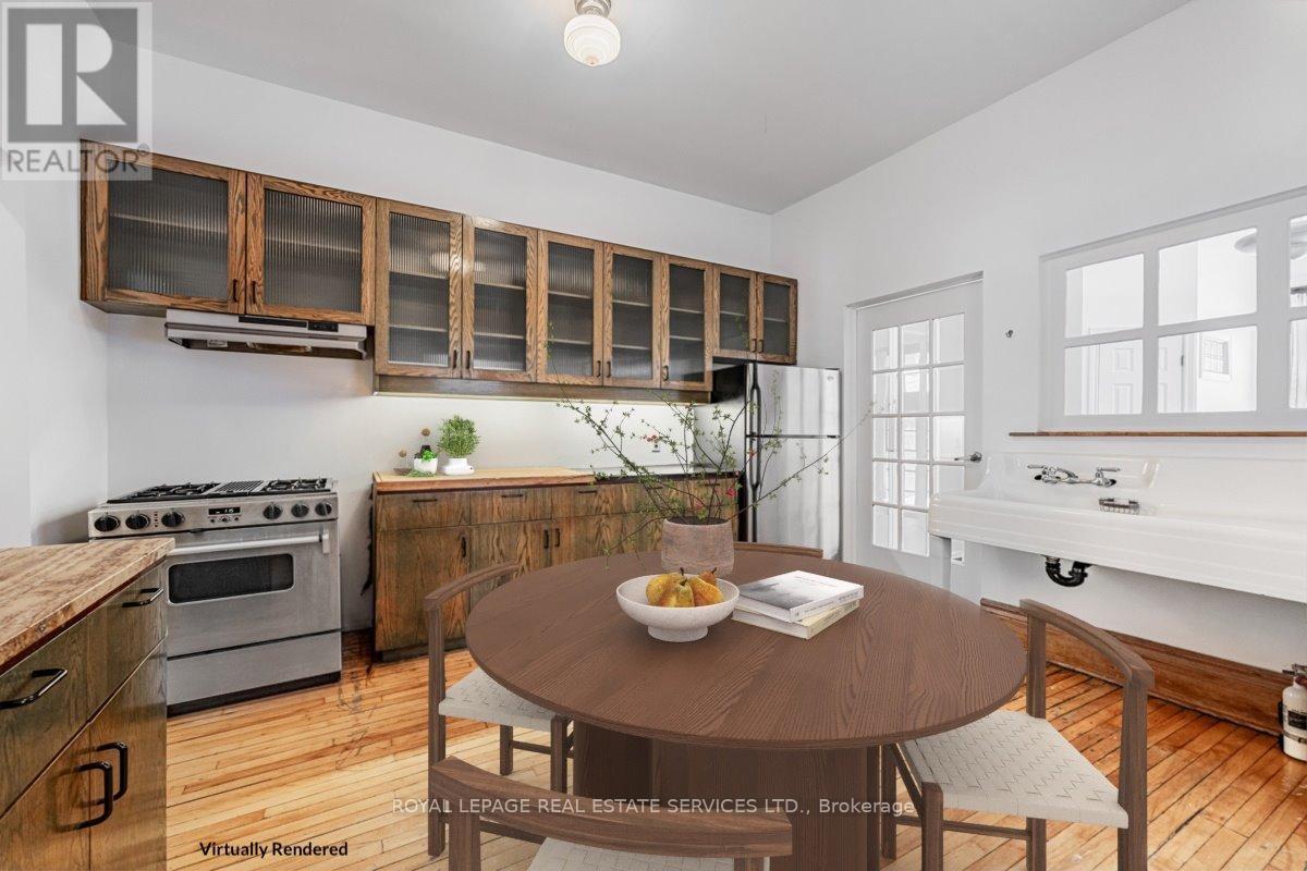 












62 LAKEVIEW AVENUE

,
Toronto,




Ontario
M6J3B3

