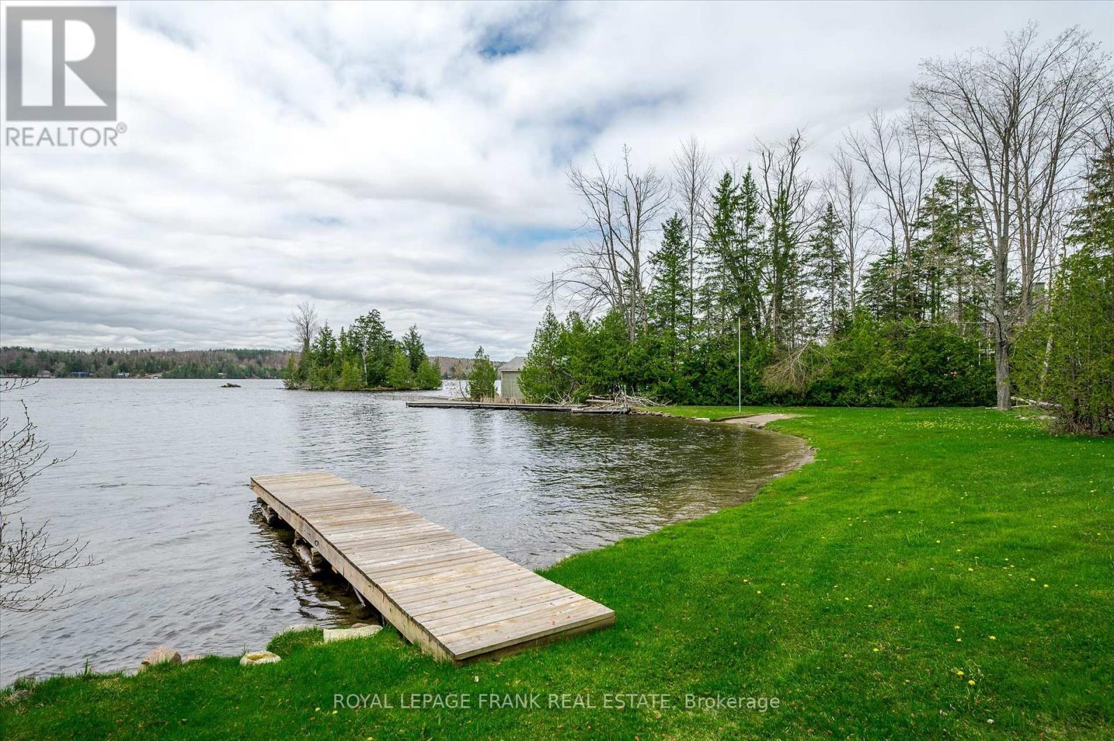 












2 FIRE ROUTE 13

,
Trent Lakes,




Ontario
K0L2H0

