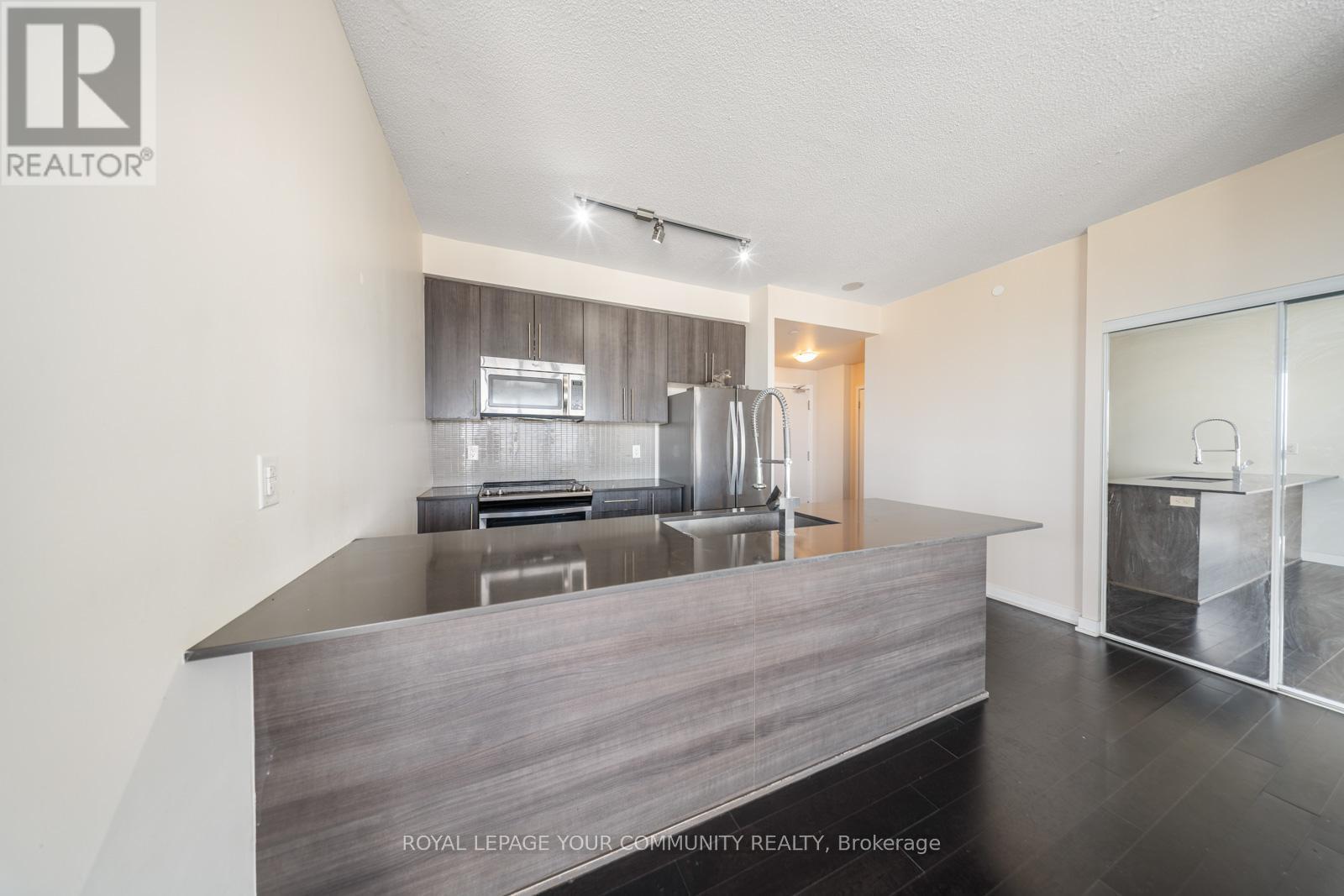 












3209 - 510 CURRAN PLACE

,
Mississauga,




Ontario
L5B0J8


