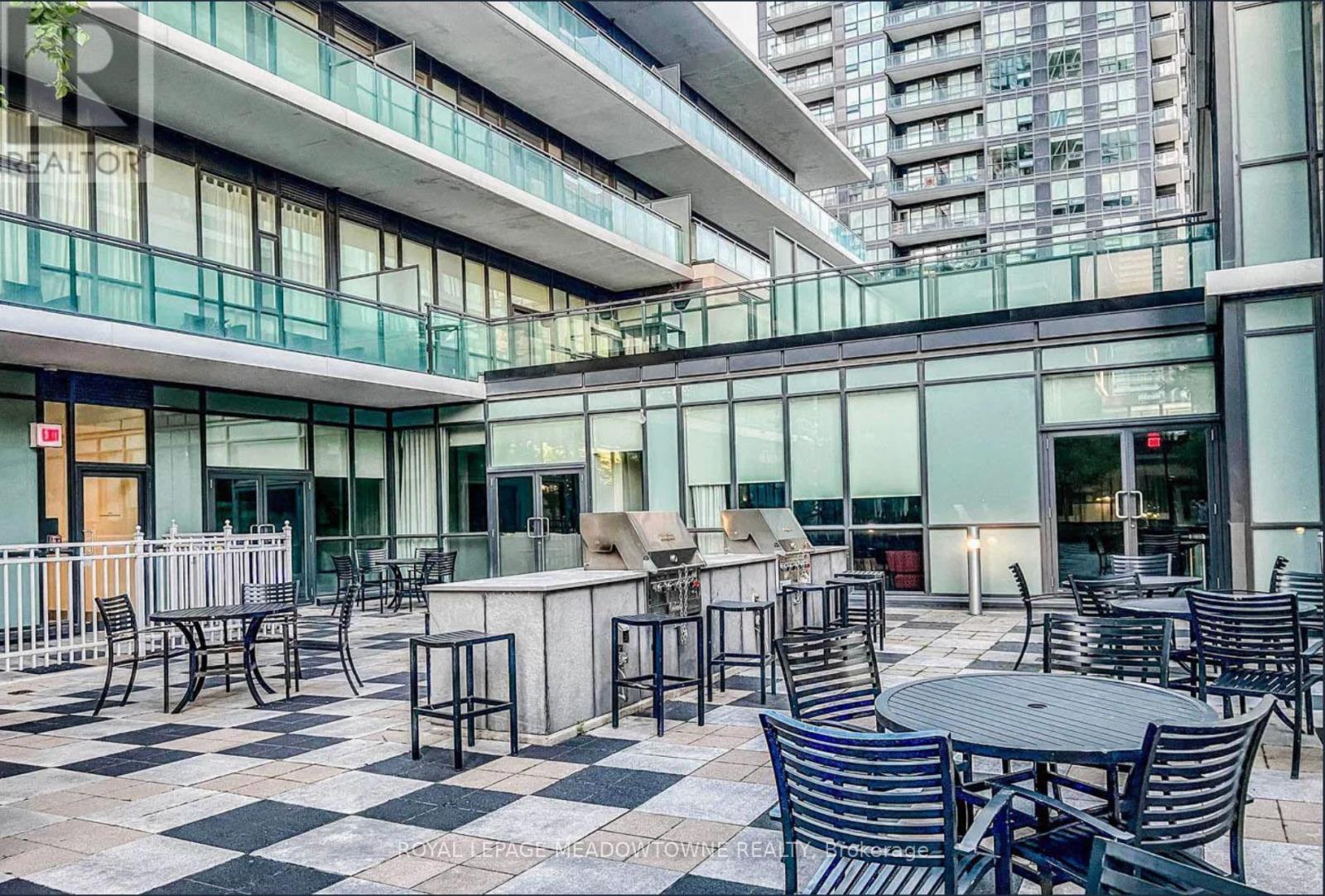 












2907 - 4070 CONFEDERATION PARKWAY

,
Mississauga,




Ontario
L5B0E9

