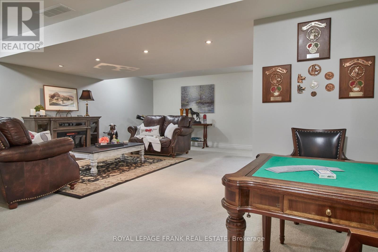 












5387 SUTTER CREEK DRIVE

,
Hamilton Township,




Ontario
K0K2E0

