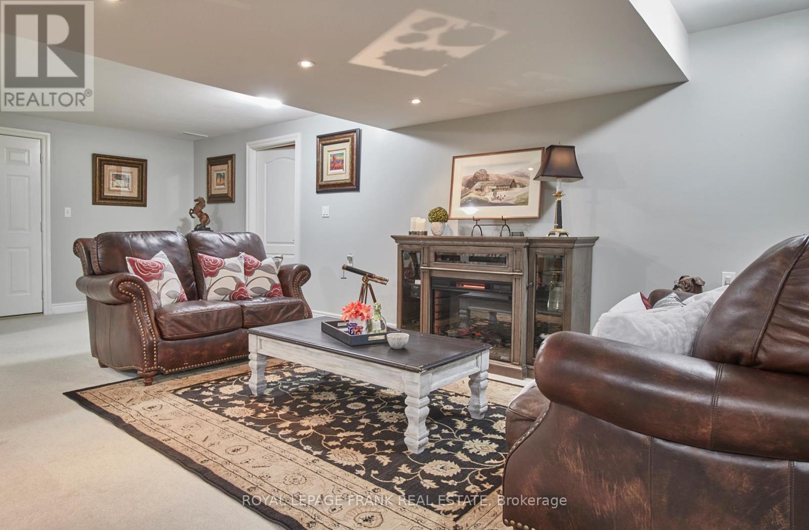 












5387 SUTTER CREEK DRIVE

,
Hamilton Township,




Ontario
K0K2E0

