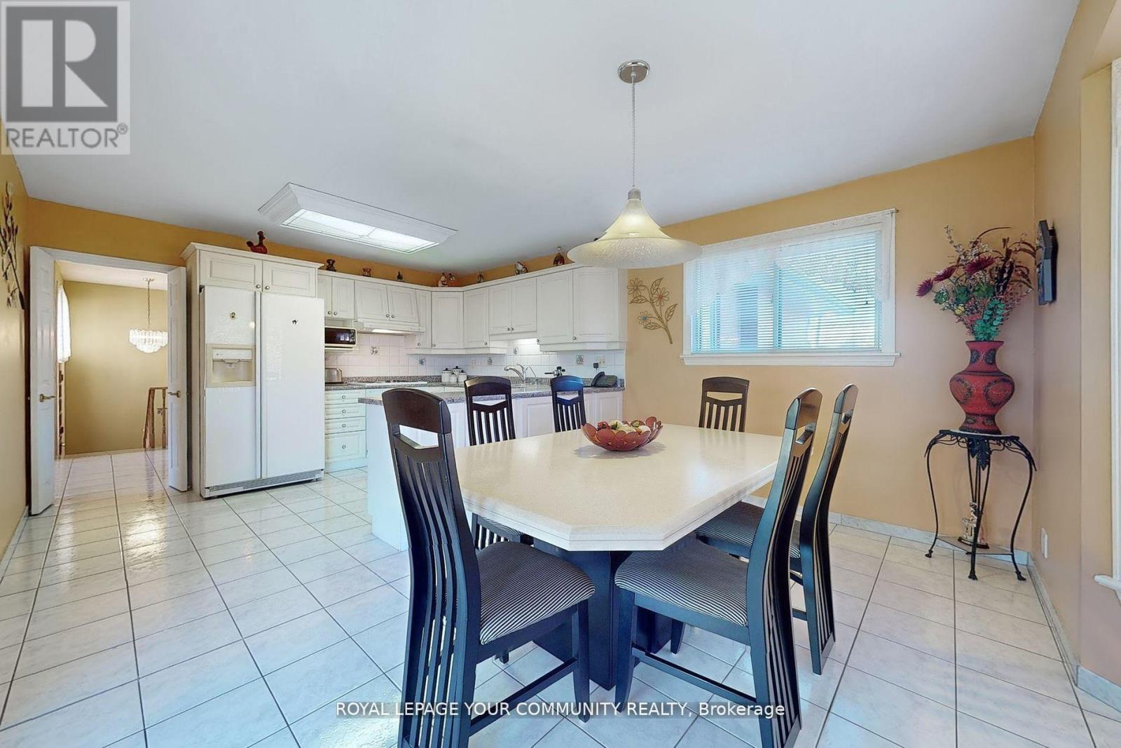 












78 WINCOTT DRIVE

,
Toronto,




Ontario
M9R2P1

