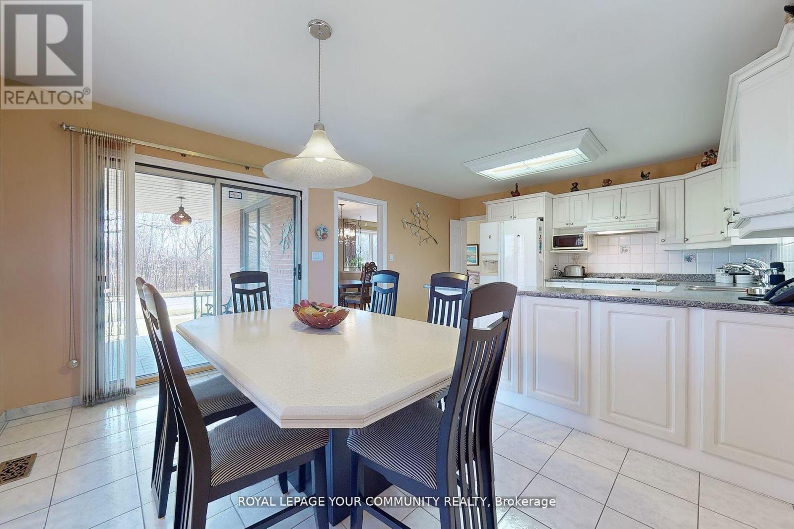 












78 WINCOTT DRIVE

,
Toronto,




Ontario
M9R2P1

