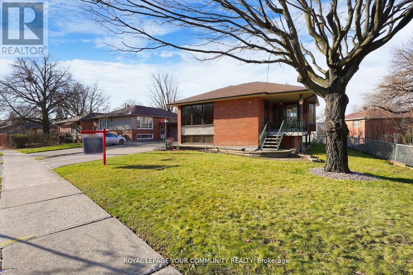 












78 WINCOTT DRIVE

,
Toronto,




Ontario
M9R2P1

