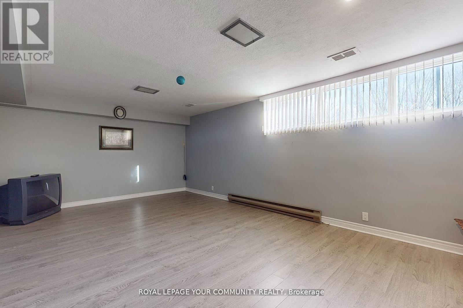












78 WINCOTT DRIVE

,
Toronto,




Ontario
M9R2P1

