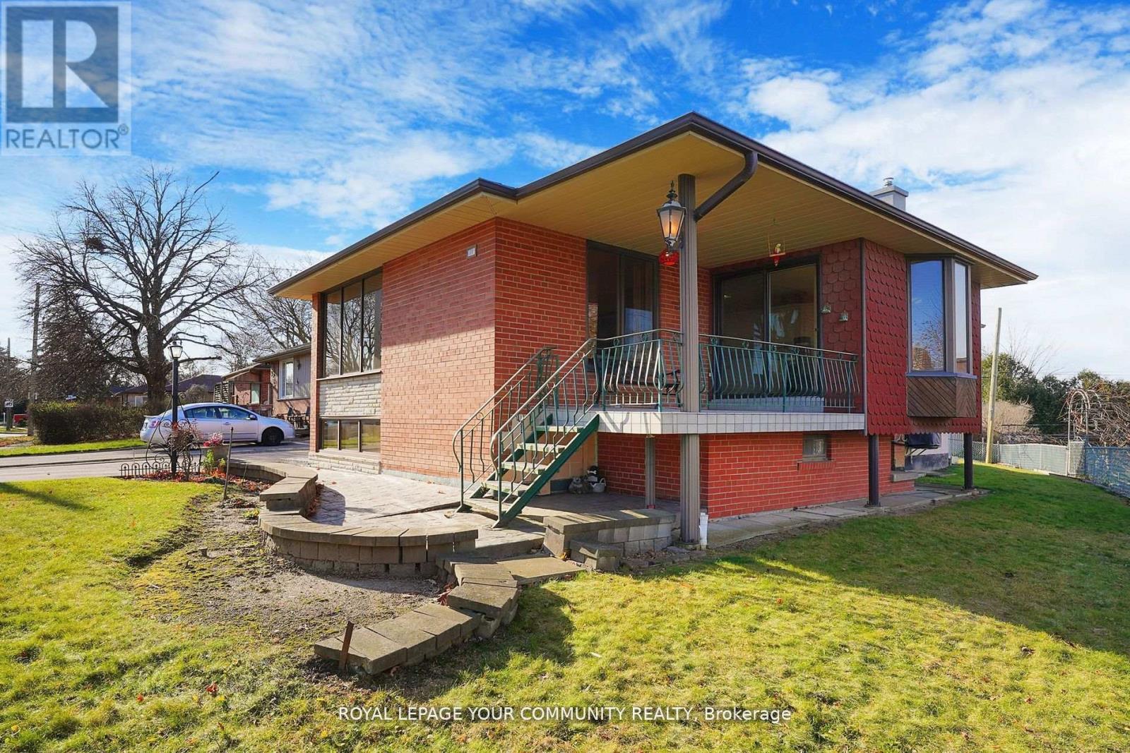 












78 WINCOTT DRIVE

,
Toronto,




Ontario
M9R2P1

