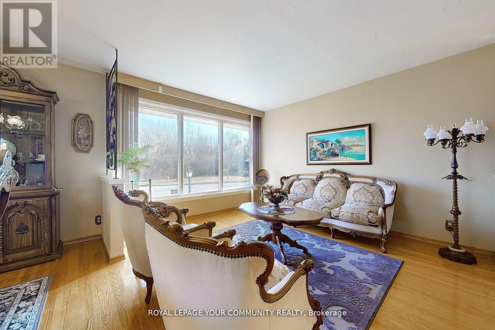 












78 WINCOTT DRIVE

,
Toronto,




Ontario
M9R2P1

