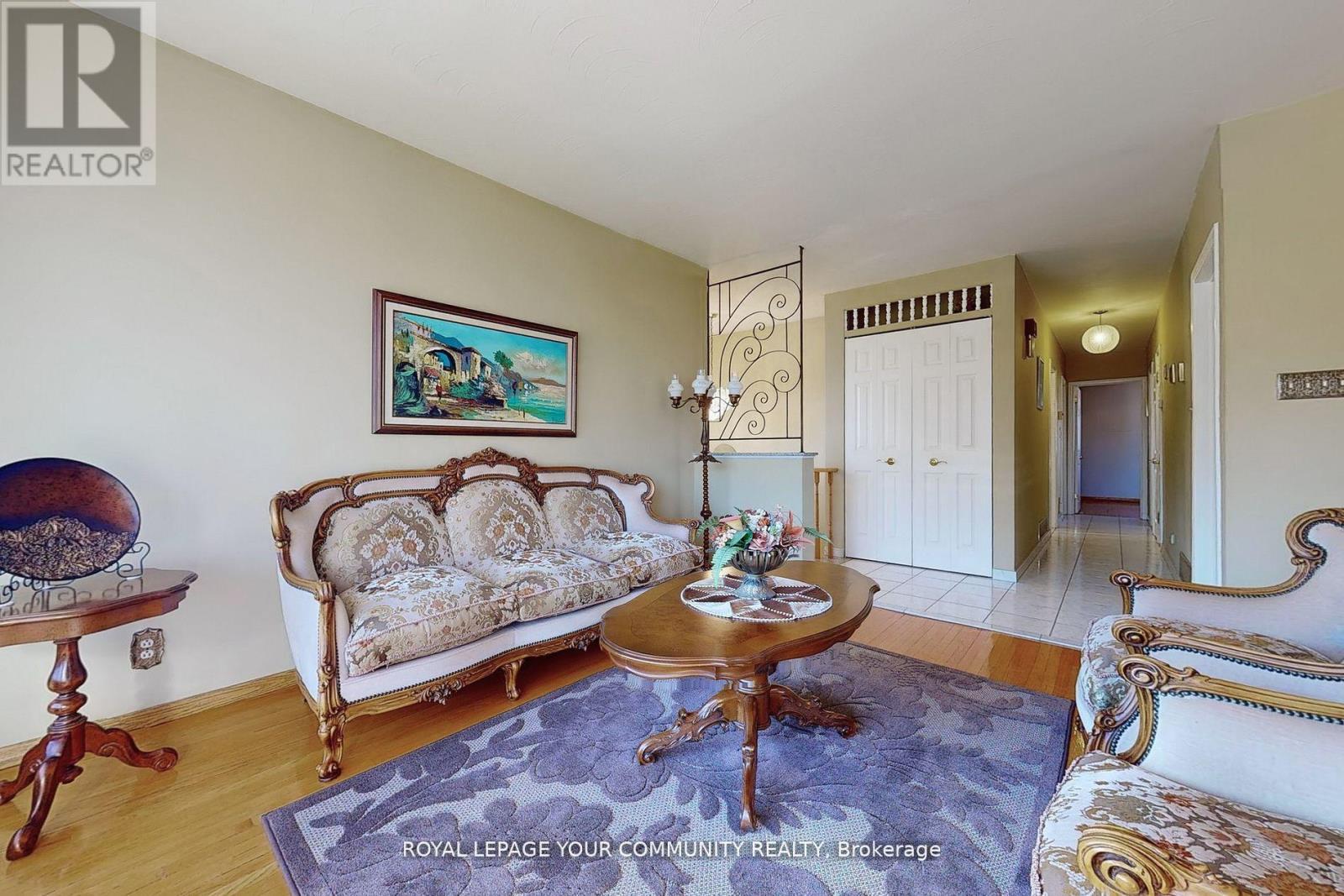 












78 WINCOTT DRIVE

,
Toronto,




Ontario
M9R2P1

