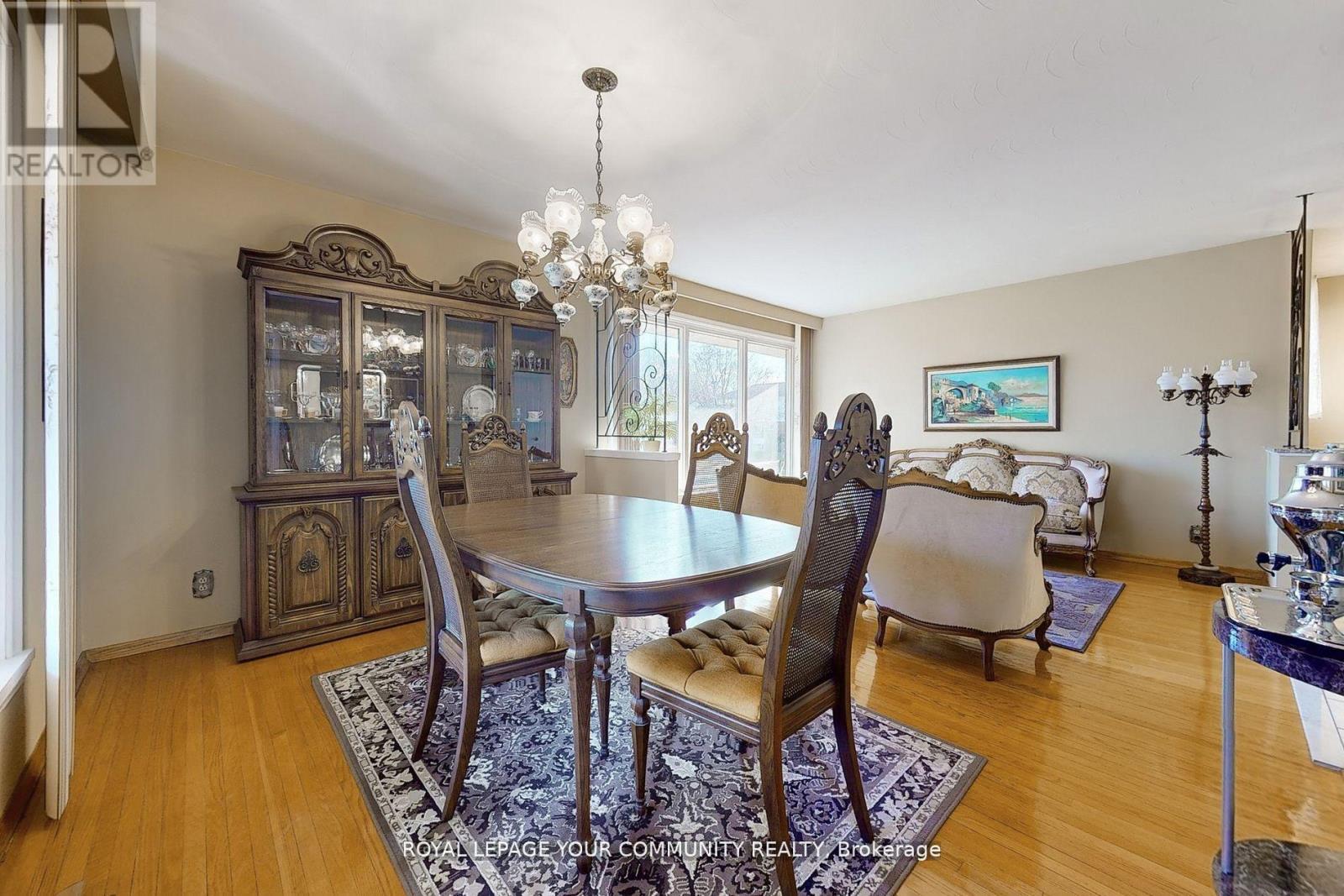












78 WINCOTT DRIVE

,
Toronto,




Ontario
M9R2P1


