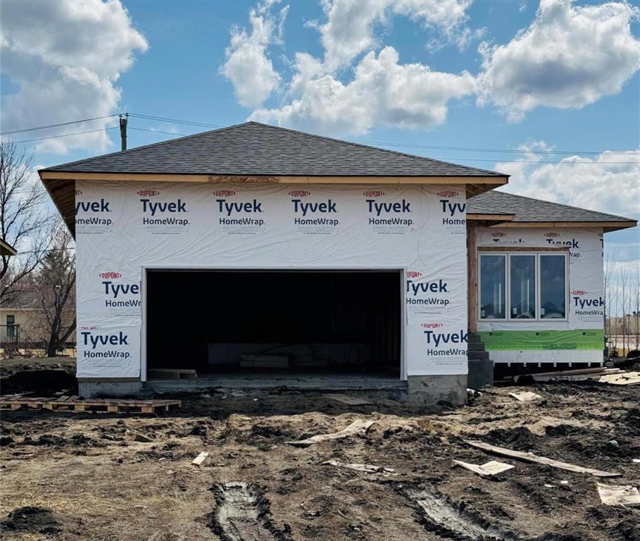 












310 Centre Street

,
Niverville,




Manitoba
R0A0Y0

