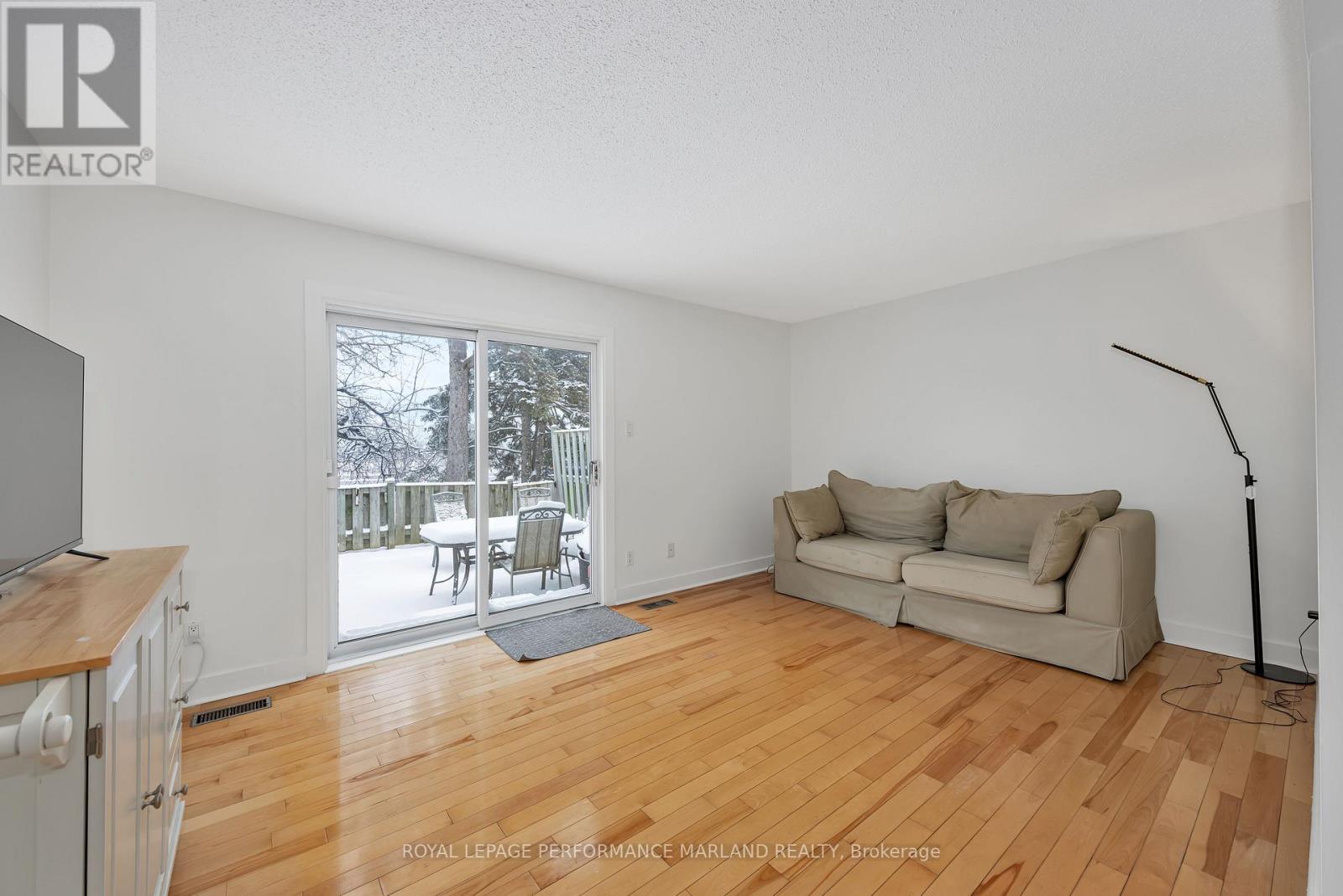 












46 - 1402 BALLARD COURT

,
Ottawa,




Ontario
K1B4Z2

