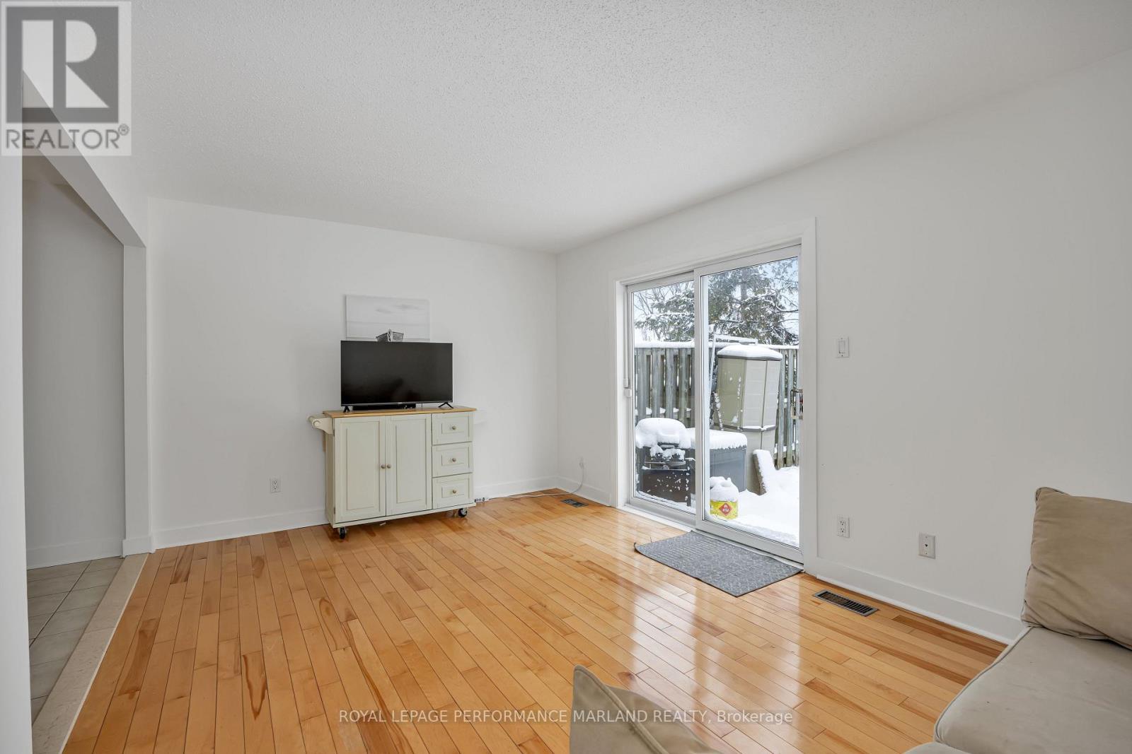 












46 - 1402 BALLARD COURT

,
Ottawa,




Ontario
K1B4Z2

