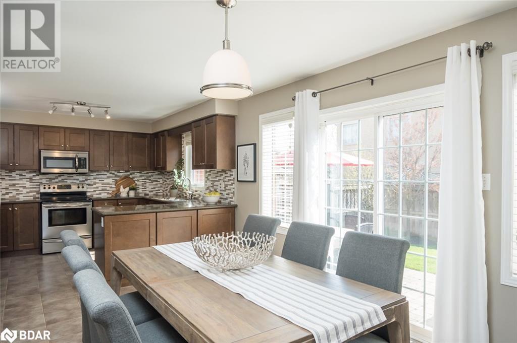 












292 GIDDINGS Crescent

,
Milton,




Ontario
L9T7A9

