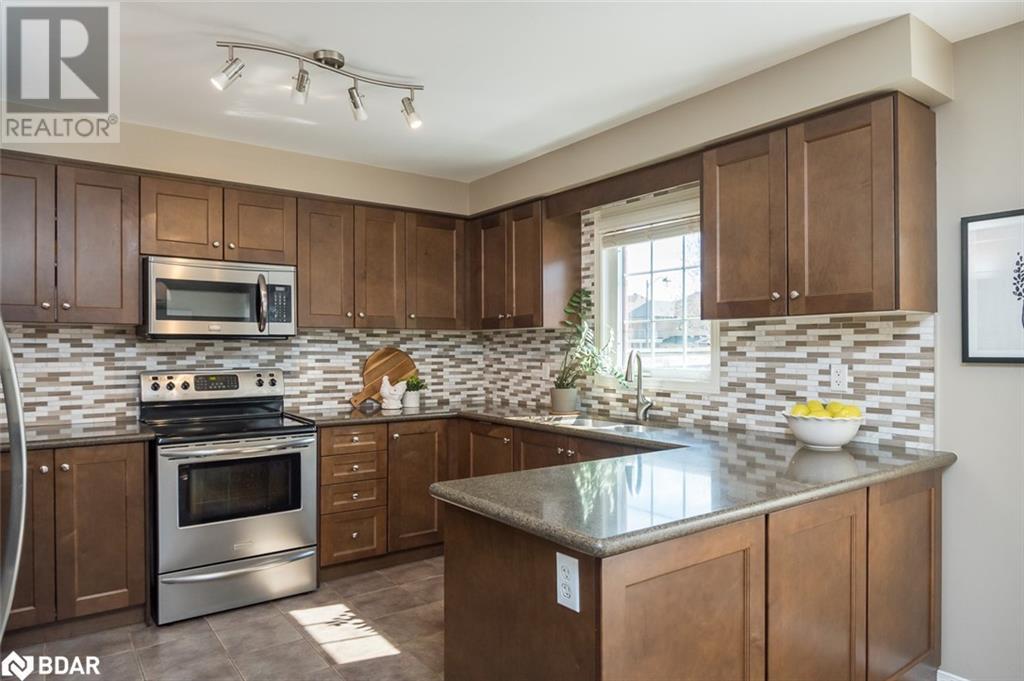 












292 GIDDINGS Crescent

,
Milton,




Ontario
L9T7A9

