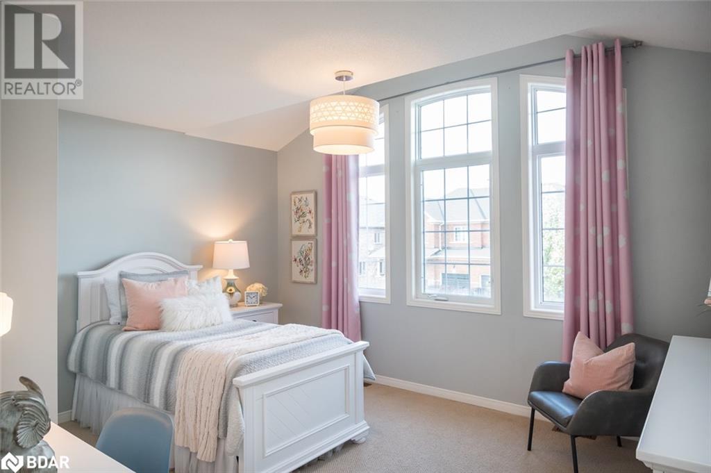












292 GIDDINGS Crescent

,
Milton,




Ontario
L9T7A9

