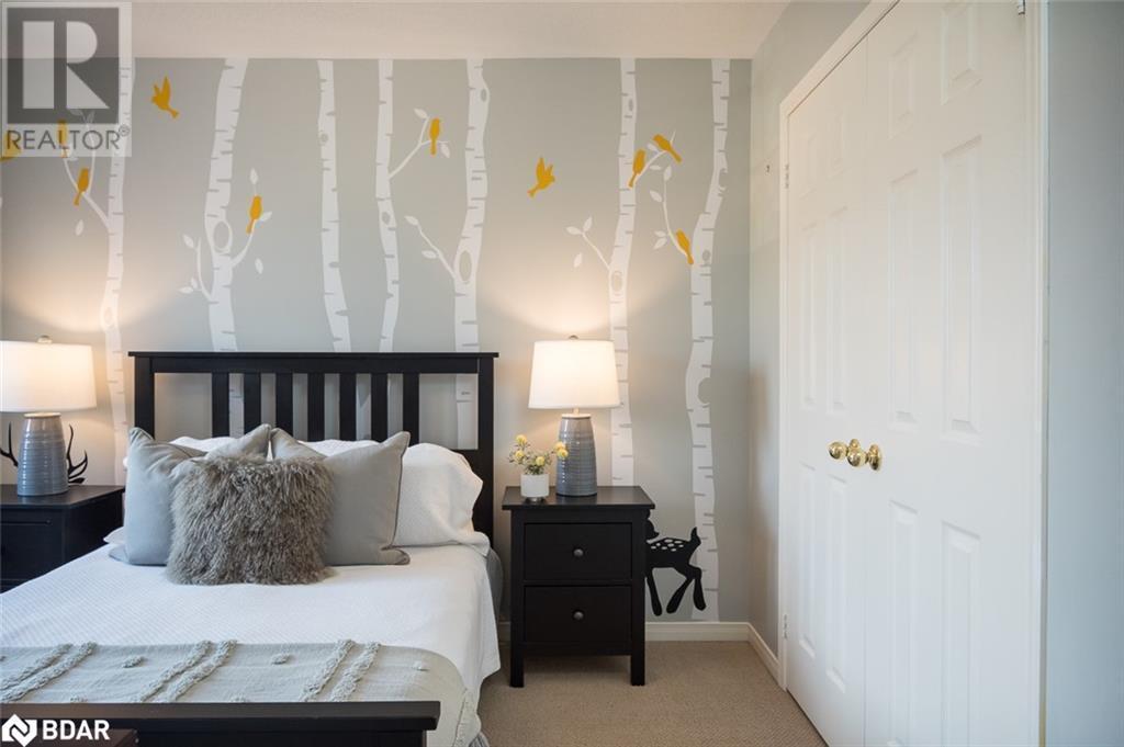 












292 GIDDINGS Crescent

,
Milton,




Ontario
L9T7A9

