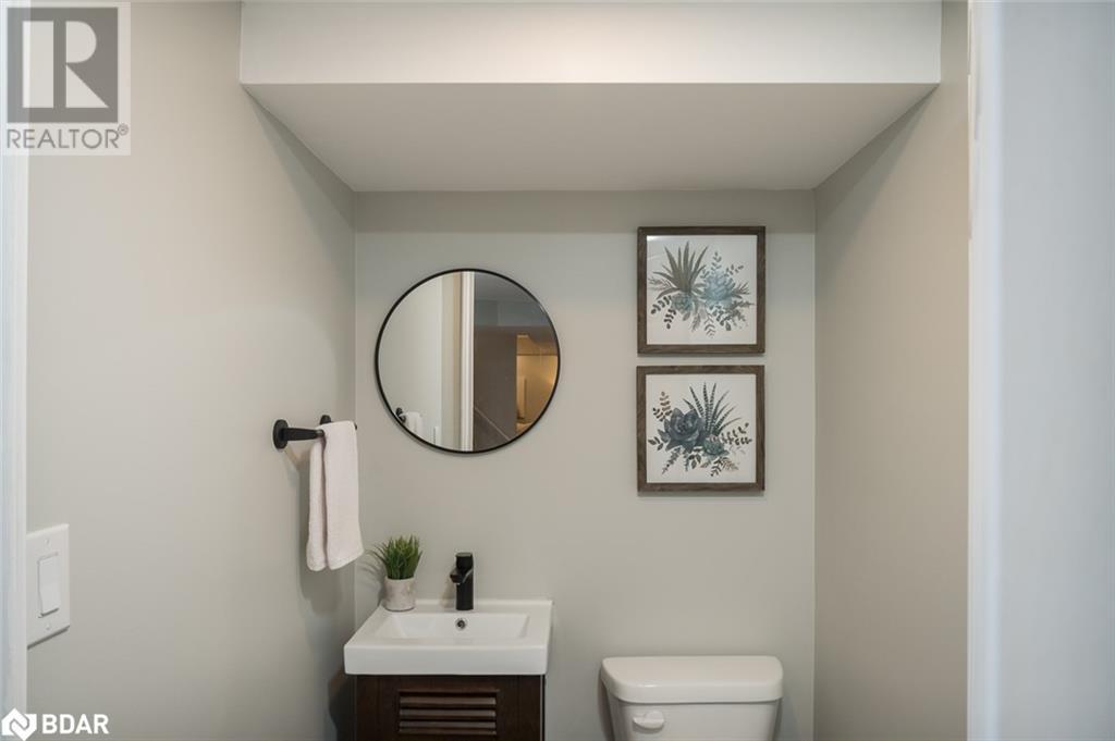 












292 GIDDINGS Crescent

,
Milton,




Ontario
L9T7A9

