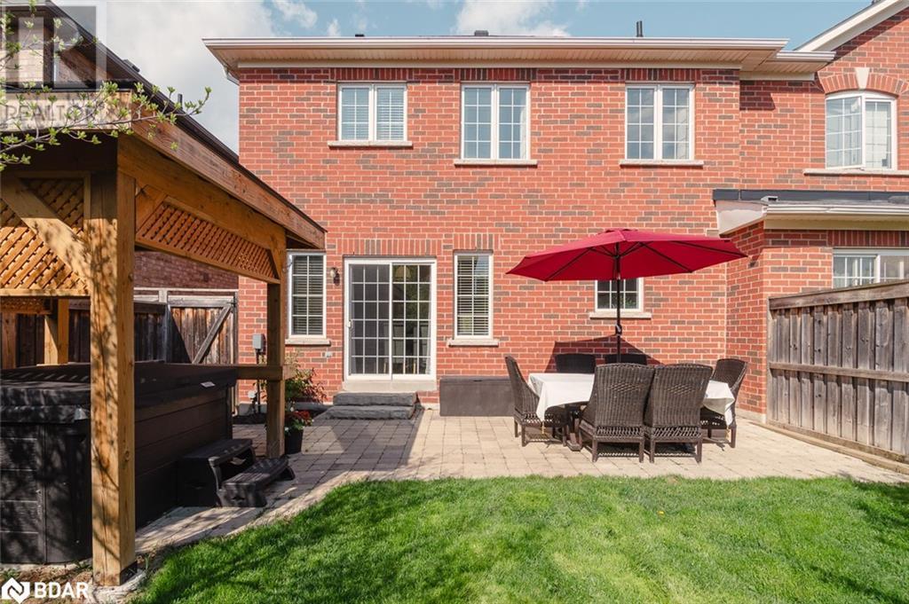 












292 GIDDINGS Crescent

,
Milton,




Ontario
L9T7A9

