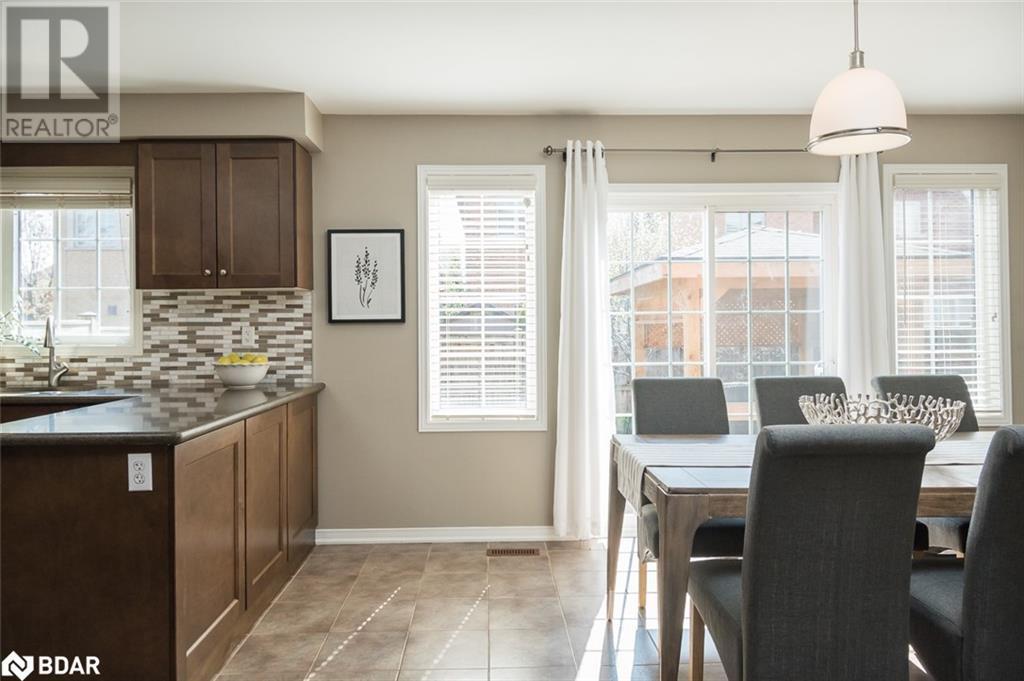 












292 GIDDINGS Crescent

,
Milton,




Ontario
L9T7A9

