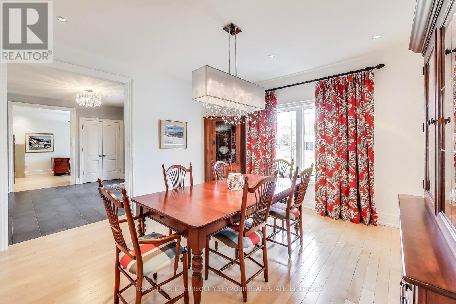 












67 GRAYFIELD DRIVE

,
Whitchurch-Stouffville,




Ontario
L4A0B1

