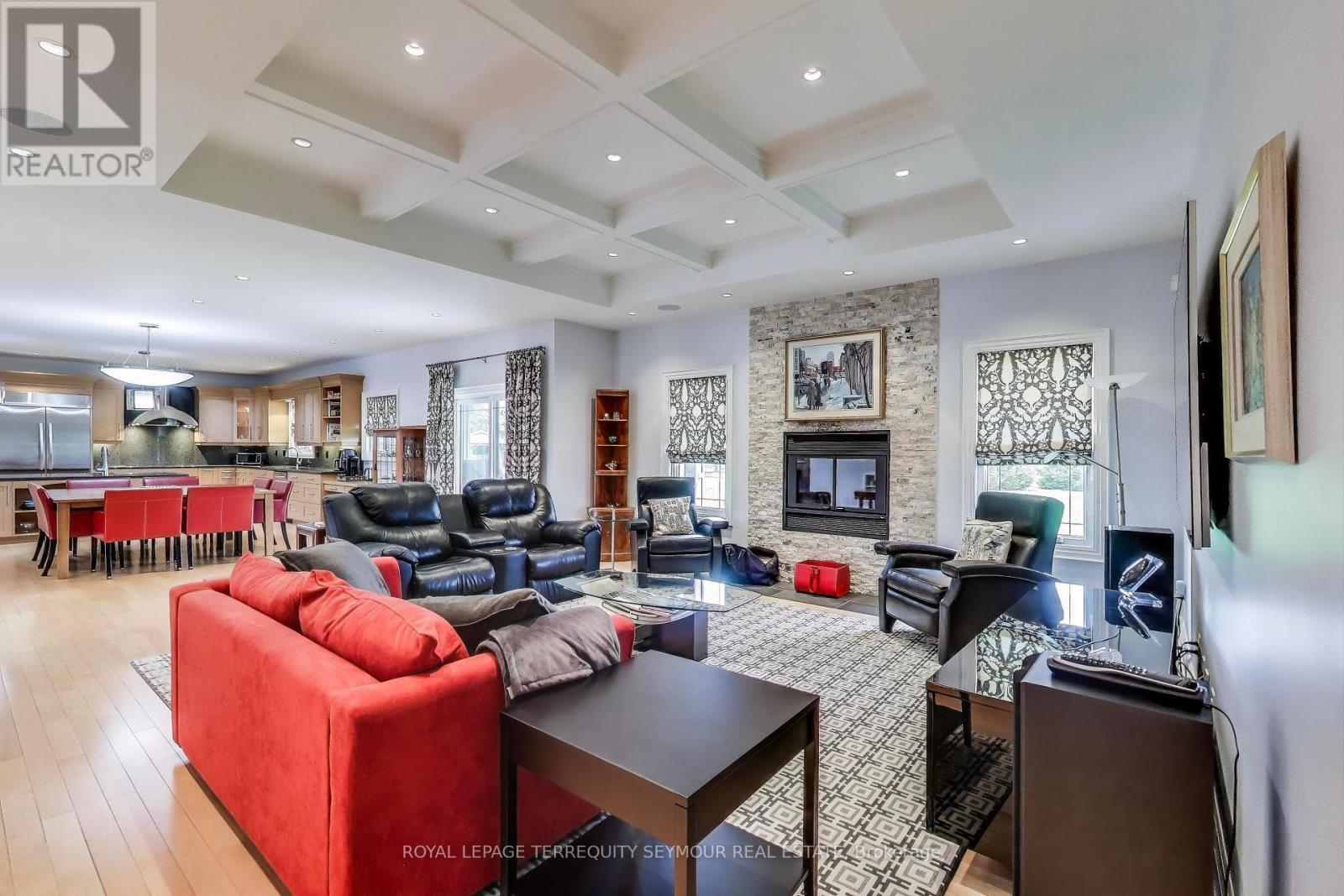 












67 GRAYFIELD DRIVE

,
Whitchurch-Stouffville,




Ontario
L4A0B1

